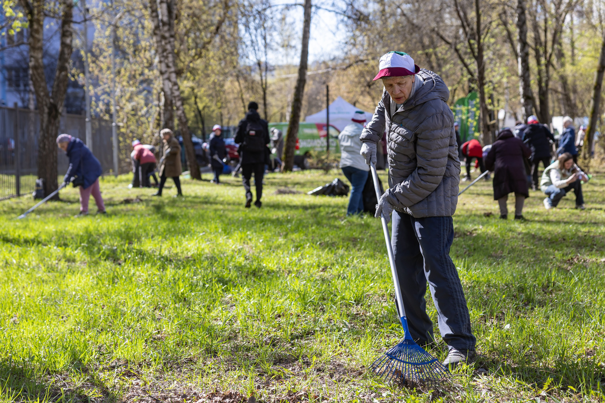 «Субботник поколений». Фотограф Владимир Охрименко