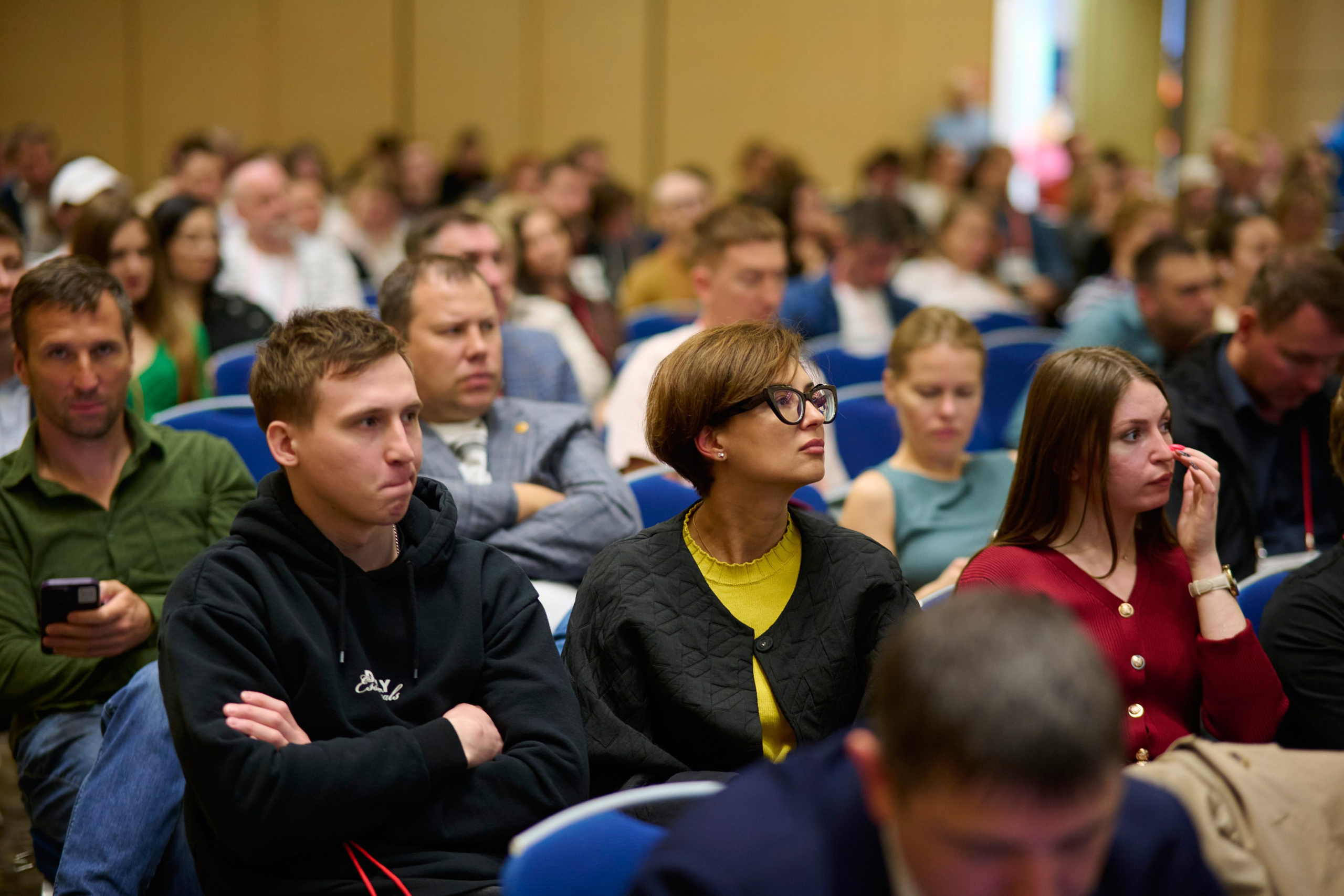 Upgrade Retail Весна 2025. Репортажный фотограф в Москве и Санкт-Петербурге — Профессиональная съёмка мероприятий | Данила Золкин