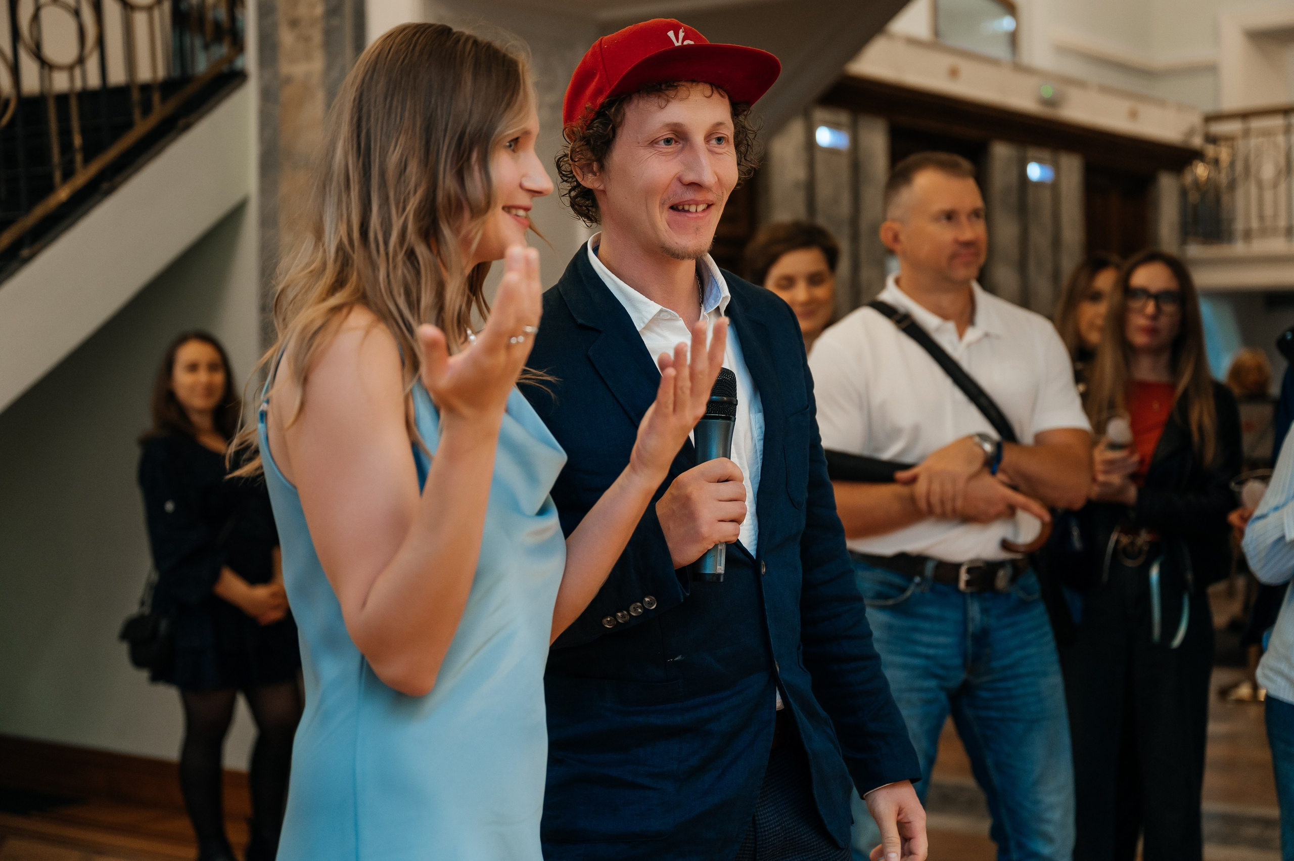 Открытие выставки Кати Васильевой в Молодежном театре. Wedding and family photographer USA