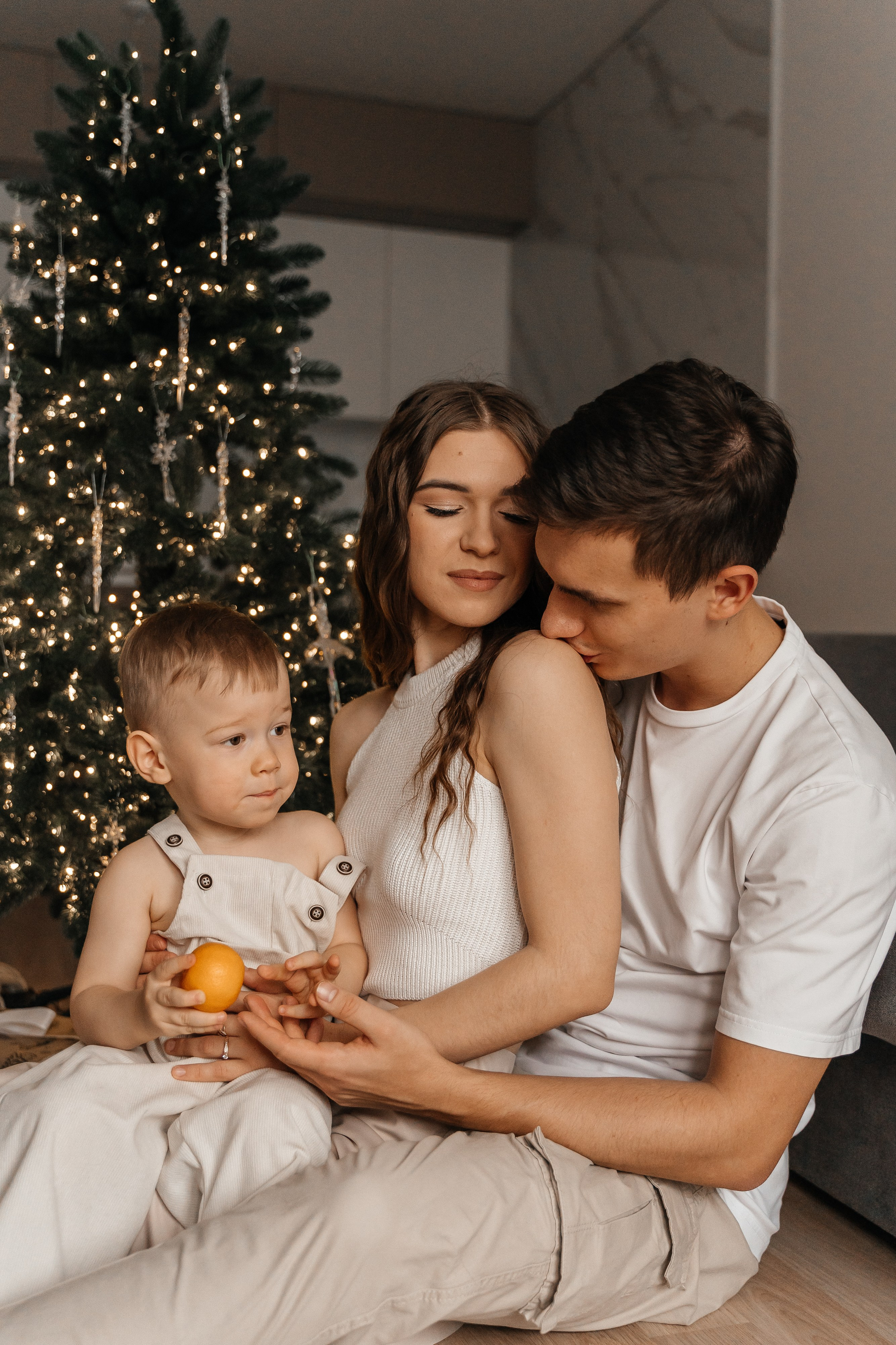 Вадим, Юля и Мирон. Волик Мария