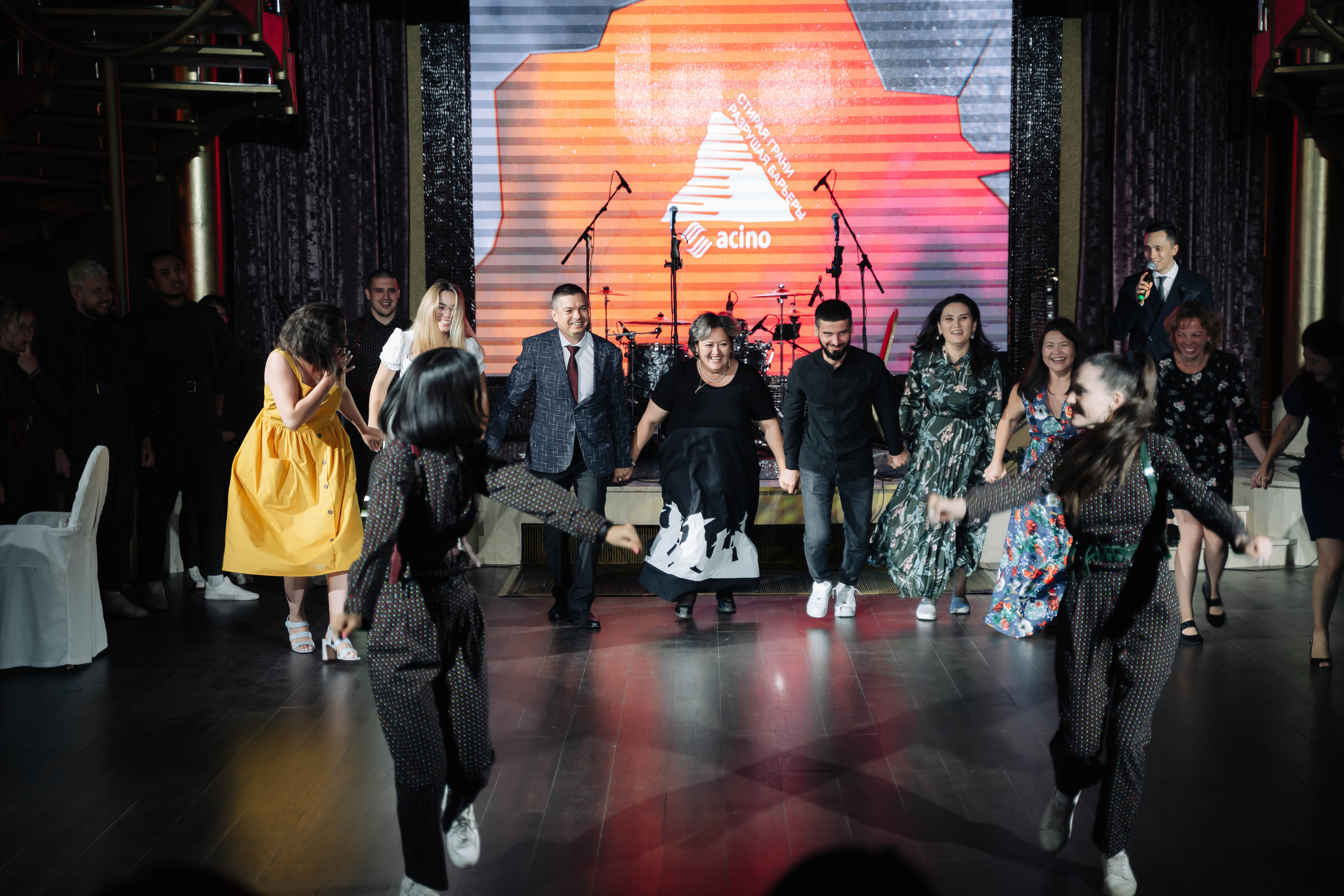 Acino. Профессиональный, коммерческий, индивидуальный фотограф Талгат Бади