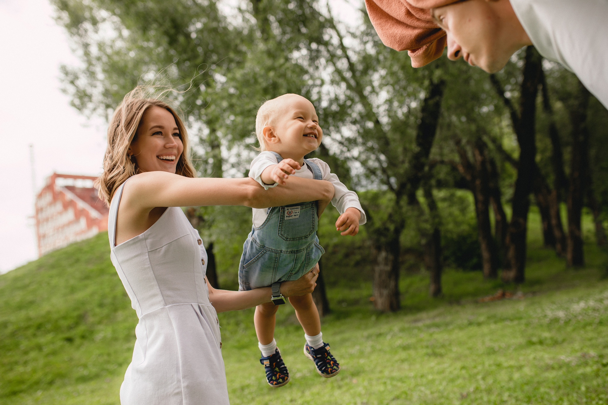 Денис, Настя и Андрюша. Главная