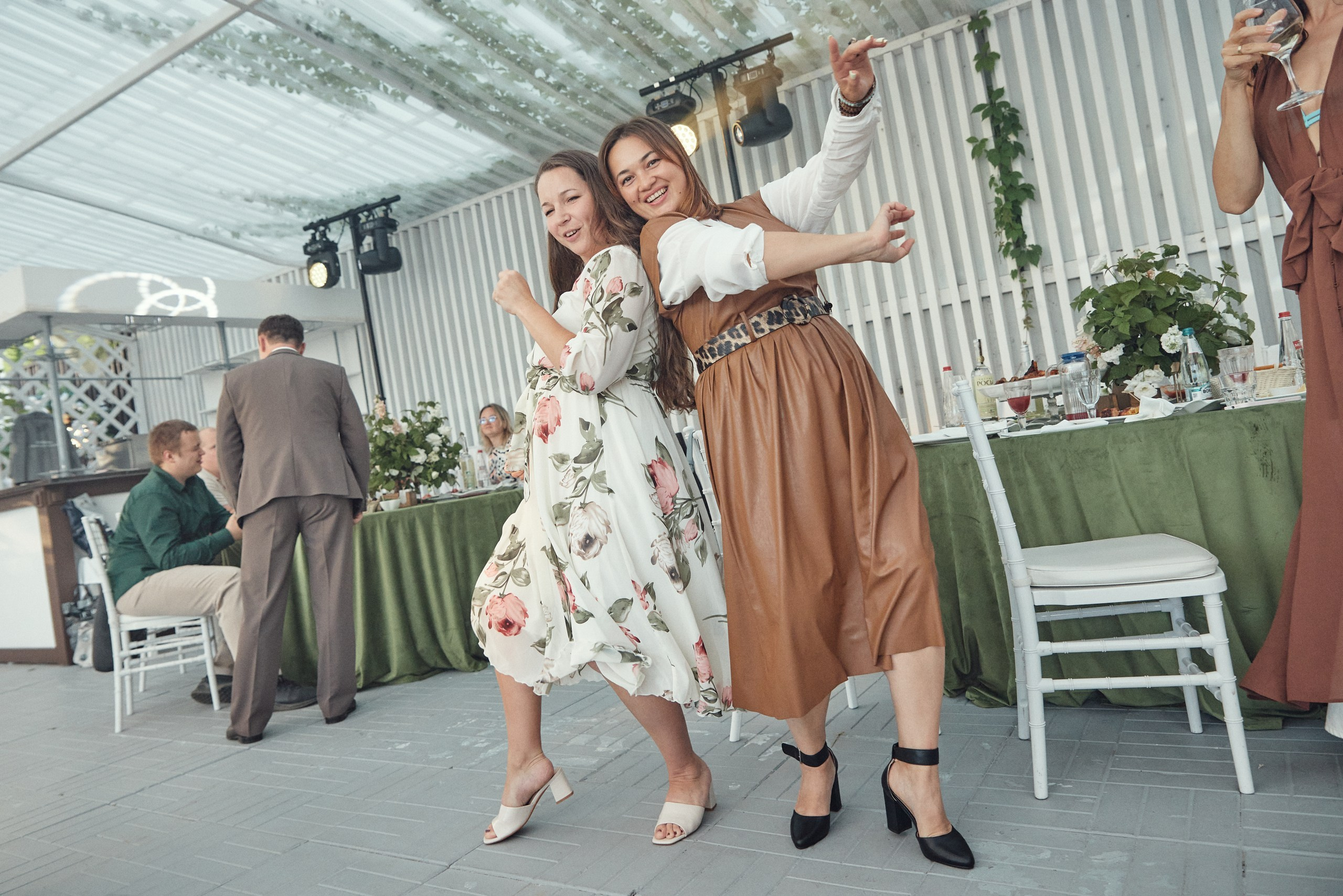 Счастье здесь. Свадебный фотограф Антон Артюшин. Работаю в Нижнем Новгороде и Москве