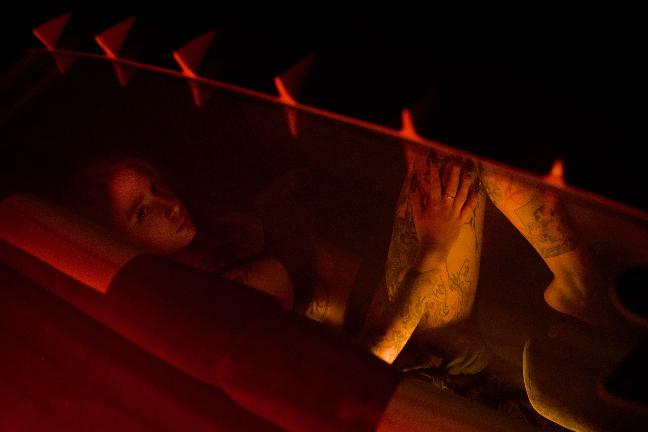 Вика и машина. Фотограф Коробова Екатерина