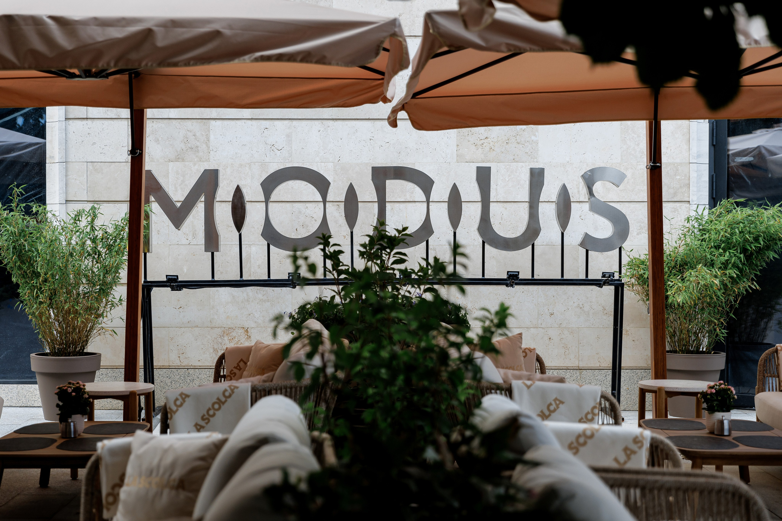 Hub Shipping. Свадебный репортажный фотограф в Москве