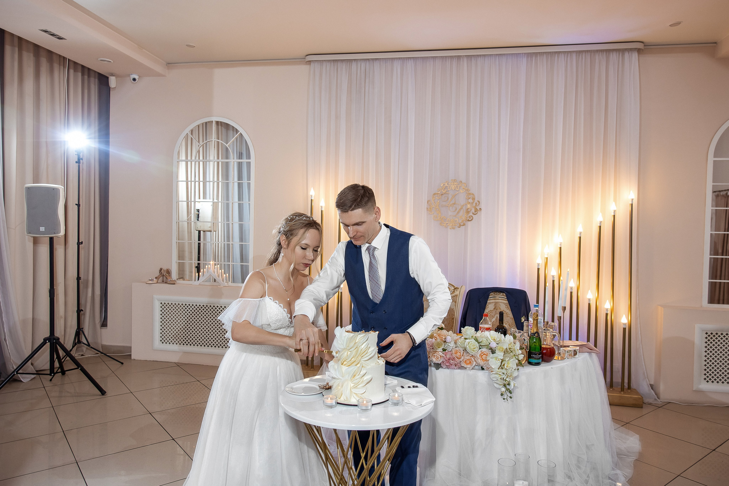 Свадебная фотосессия в Эрмитаже. Свадебный и семейный фотограф Алексей Аверин