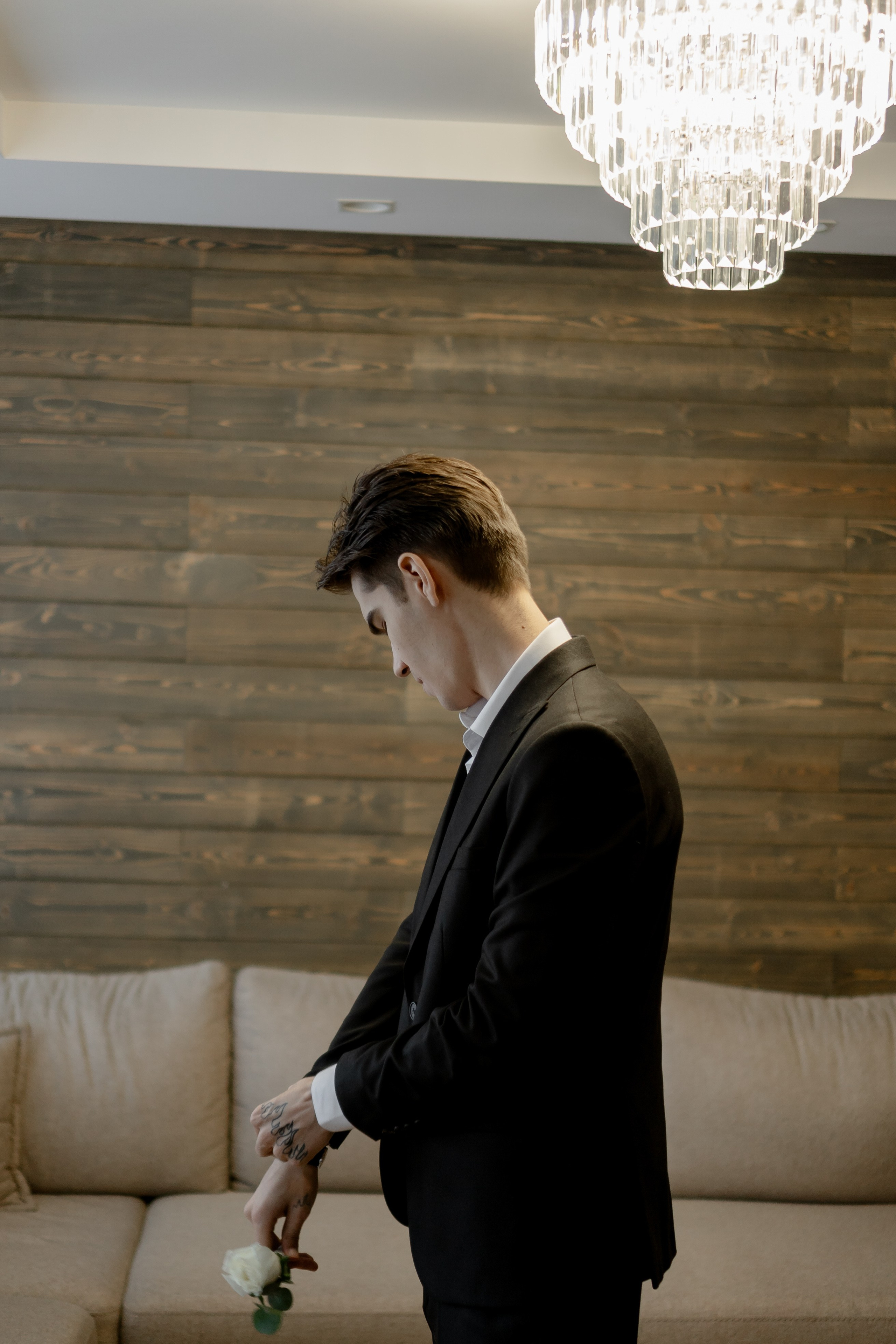 СВАДЕБНАЯ СЬЕМКА СБОРОВ В ОТЕЛЕ И ВЫЕЗД НА ЦЕРЕМОНИЮ (СНЯТО В СИБИРЕ В НИЖНЕВАРТОВСКЕ). Профессиональный фотограф, Санкт-Петербург — Виктория Богомолова