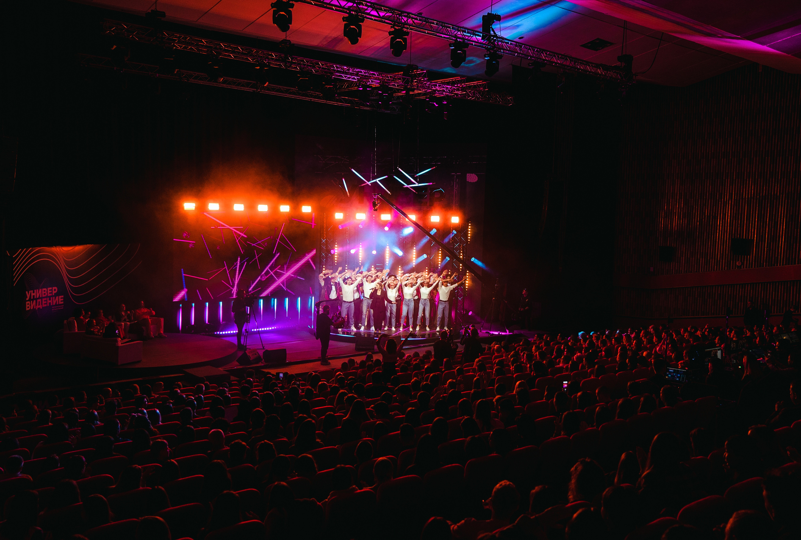 Универвидение Новосибирск. Фотограф Новосибирск Вероника Вишневская