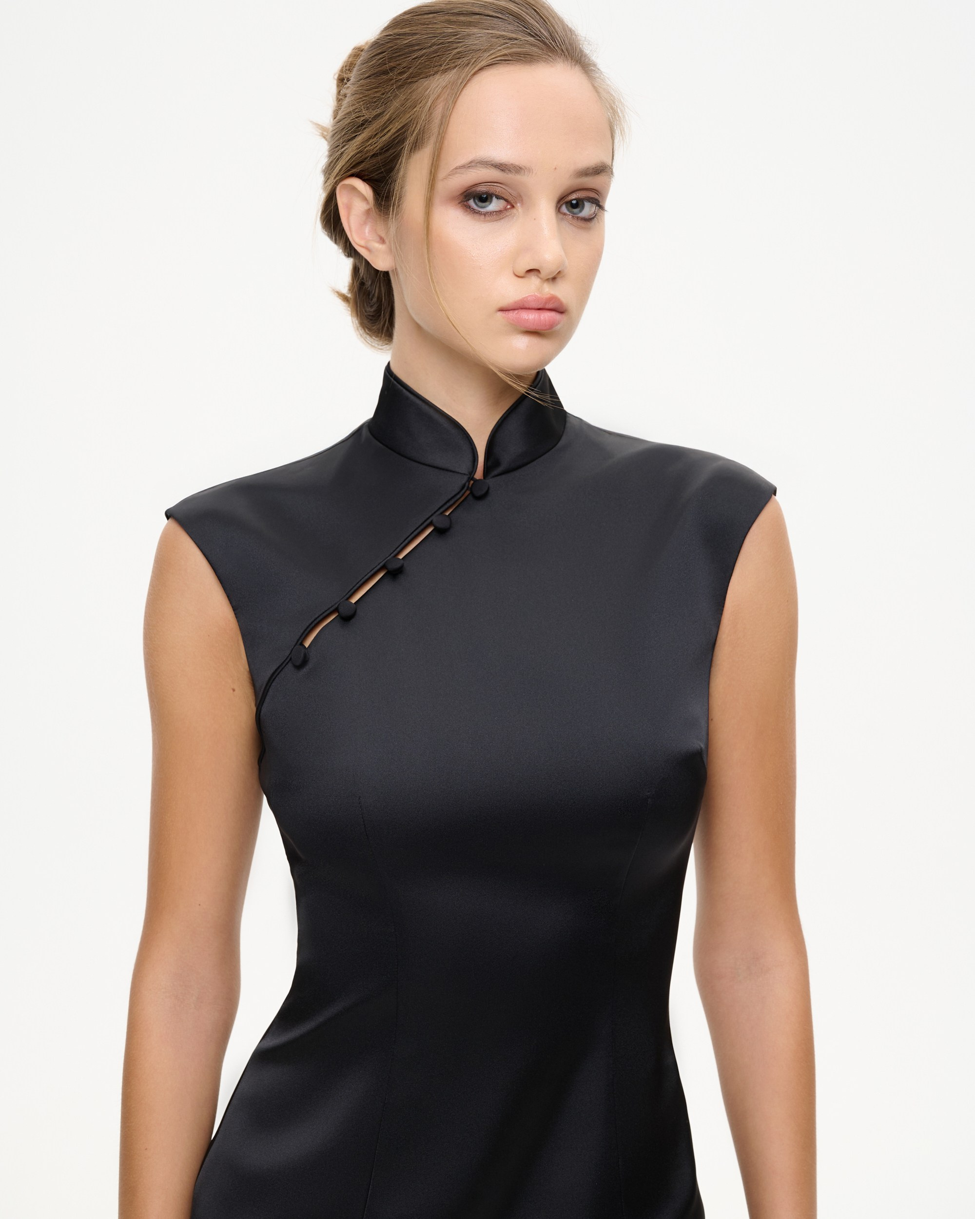 Каталог для бренда The Rozie. Фотограф для брендов в Москве Ксения Чупрунова