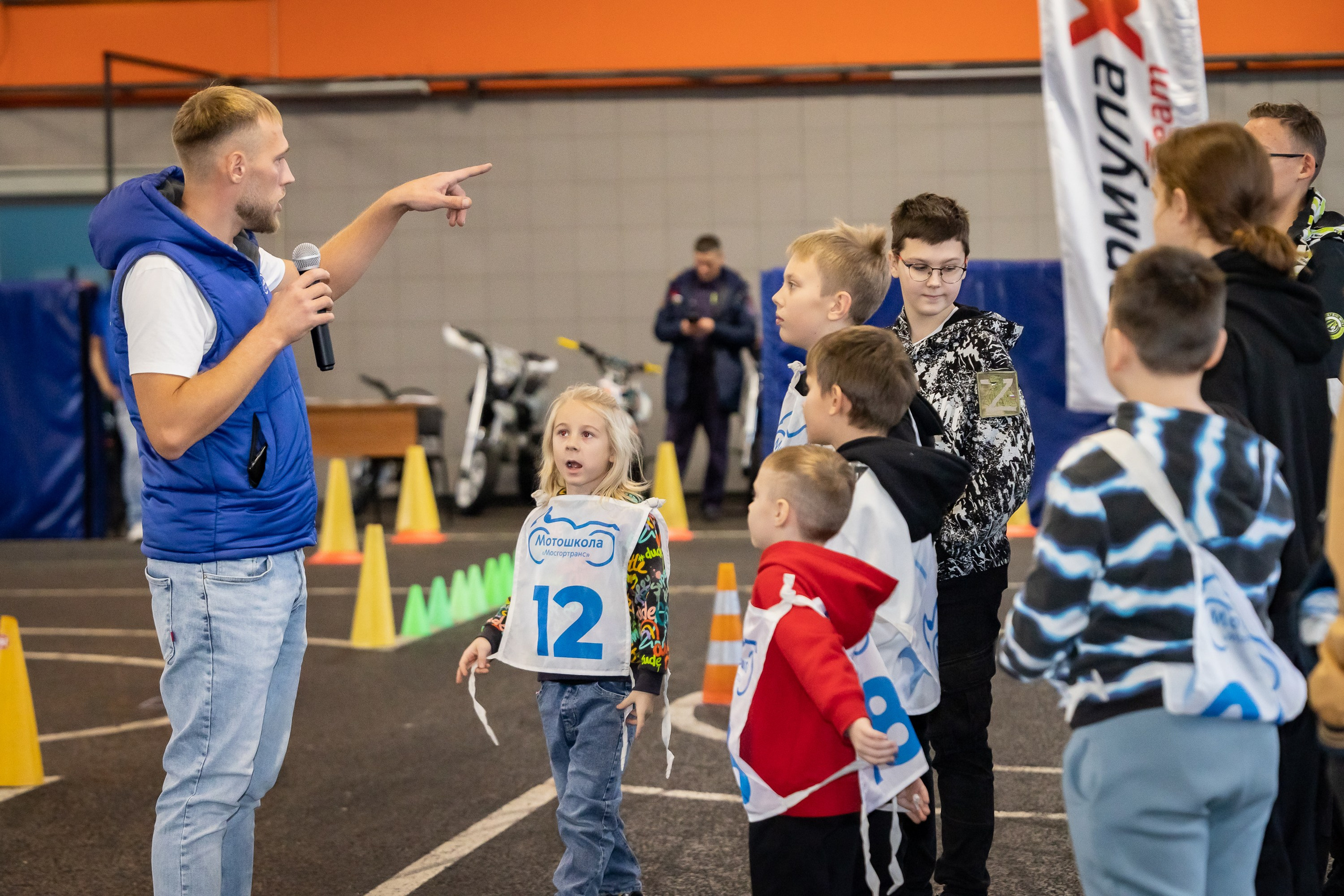 Соревнования в Мотошколе «Мосгортранс». Фотограф Владимир Охрименко