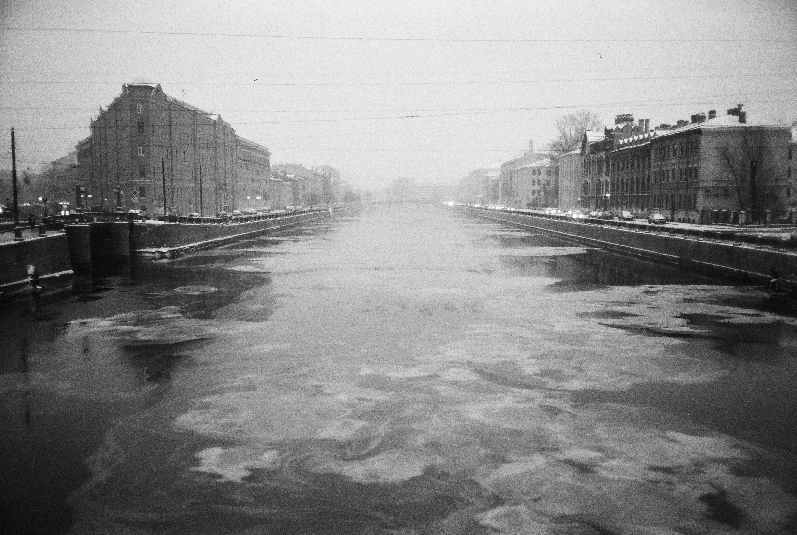 Фотографии черно-белые. Свадебный и семейный пленочный фотограф в Петербурге Истомина Ирина