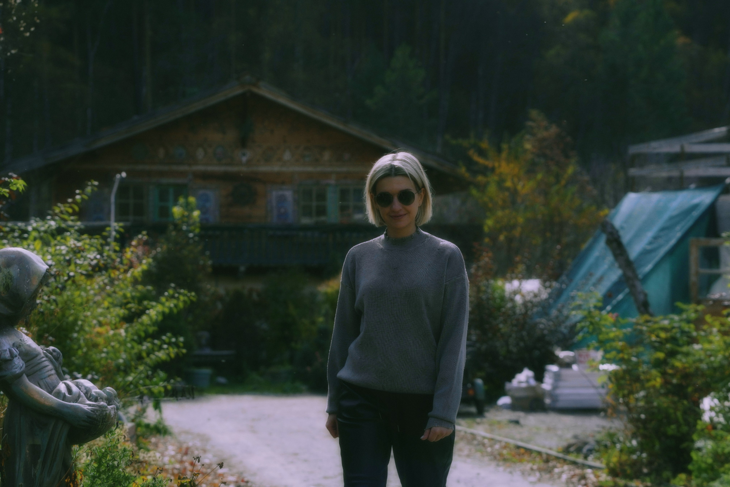 Межсезонье в Саду Пионов. Выездной фотограф-видеограф в Республике Алтай Солоны Куюкова