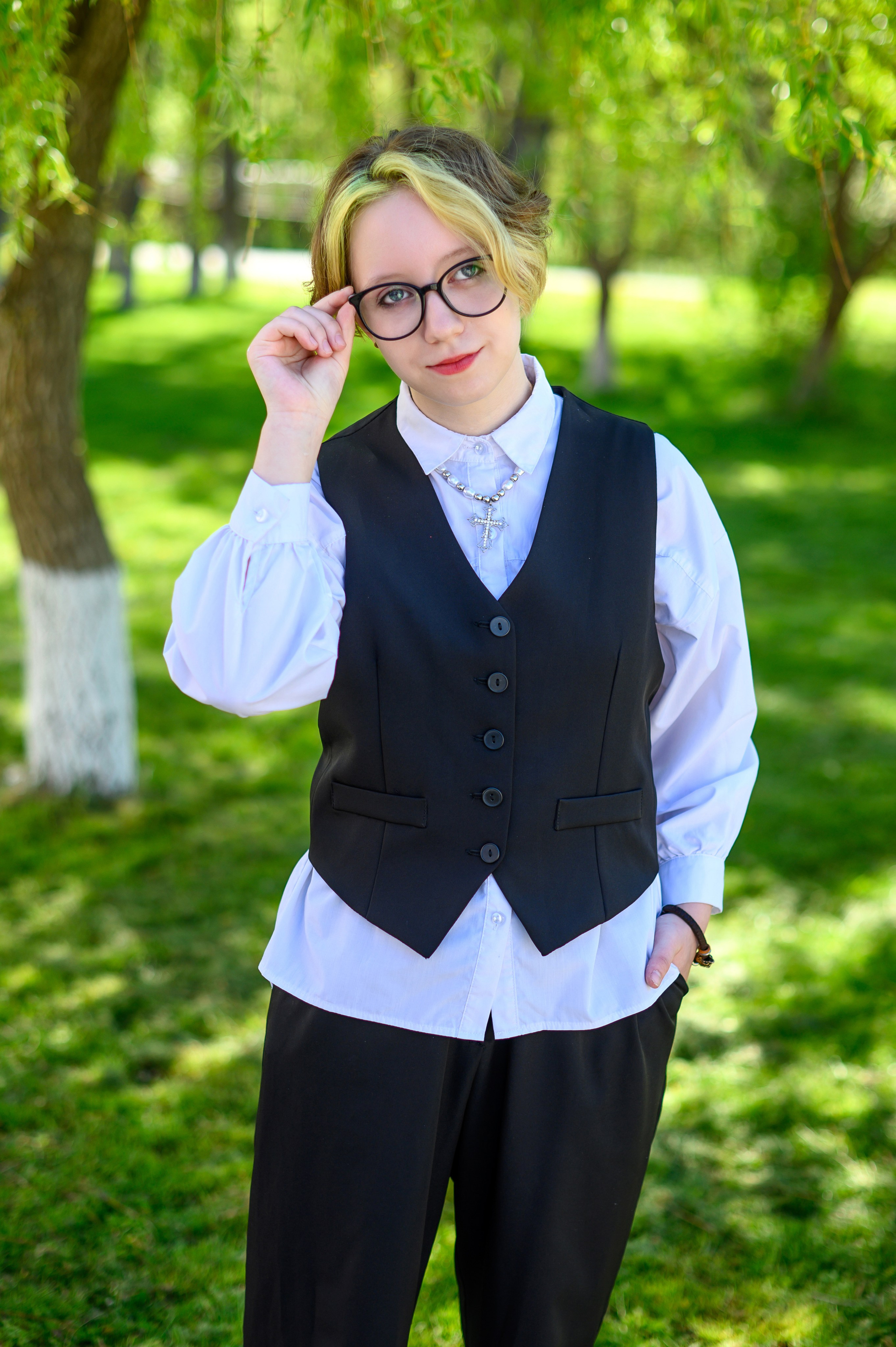 Фотосессия в школьном дворе ст. Саратовская школа 6 9 класс. Вячеслав Скрипник Фотограф Краснодар