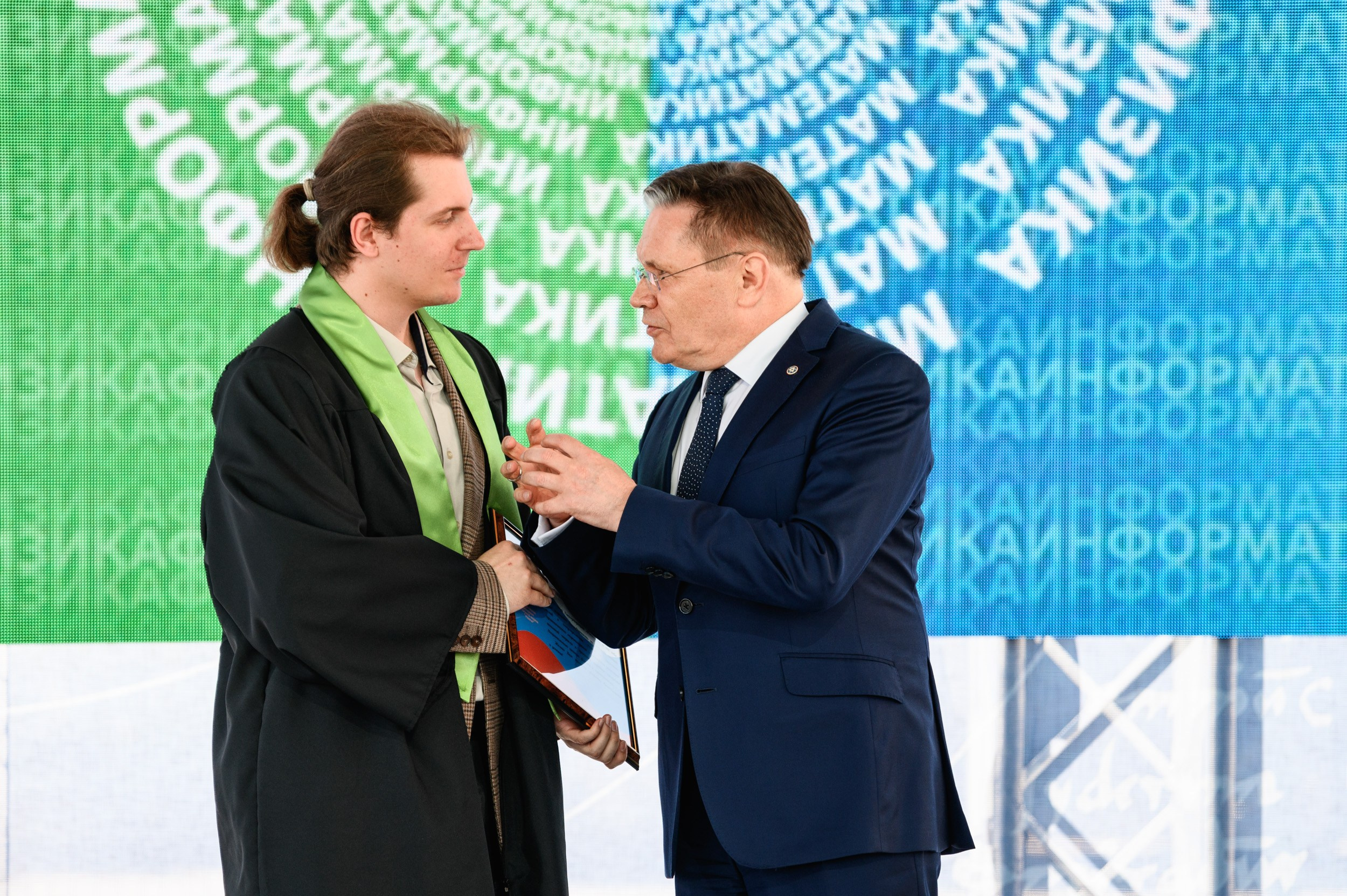 Выпускной МГУ. Фотограф Захваткин Роман