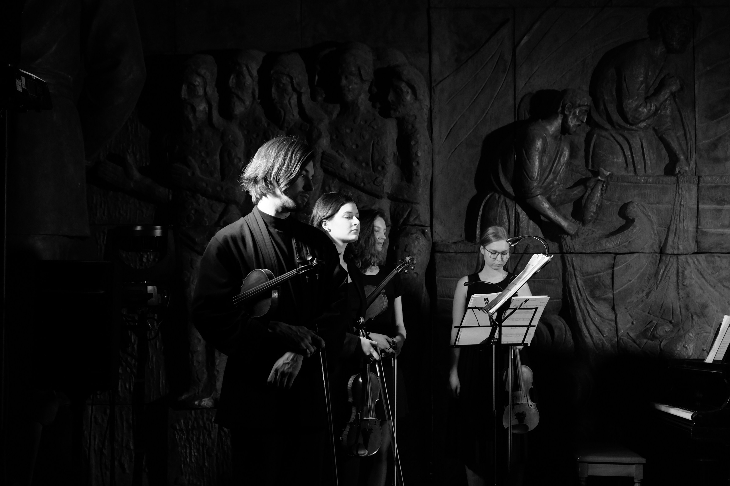 Classic music concerts at Cereteli`s Gallery/ Moscow/ 2023. Anna Fedo Photo