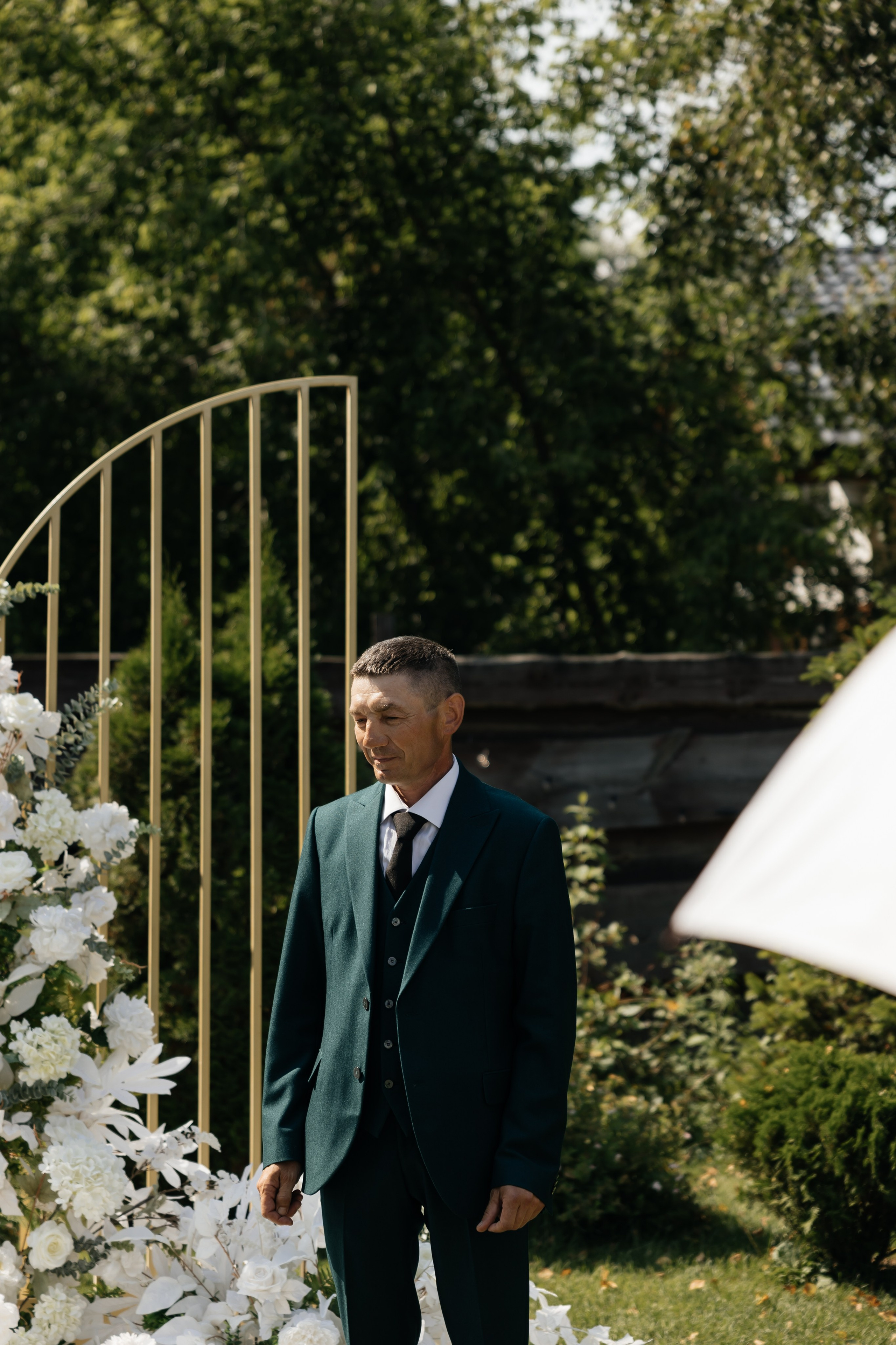 Свадебная история. Лесной Виладж. Свадебный и семейный фотограф Рассказова Виктория