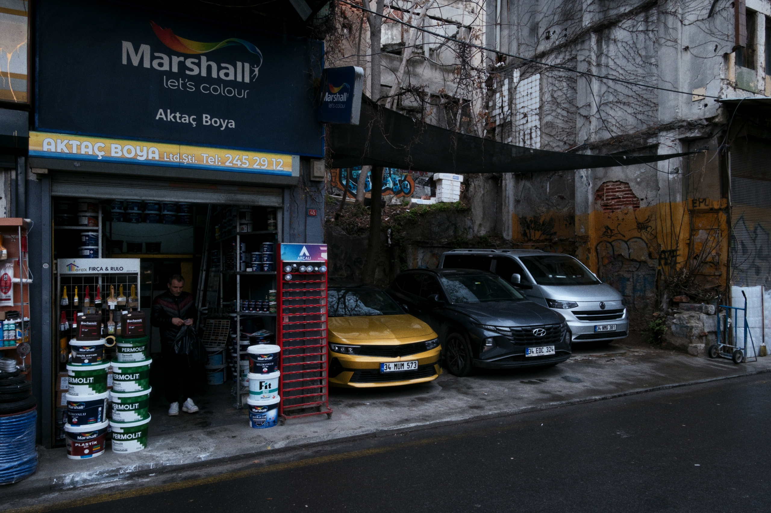 Beyoğlu x Karakoy, Istanbul / Türkey AW26. Фотограф Юрин Евгений