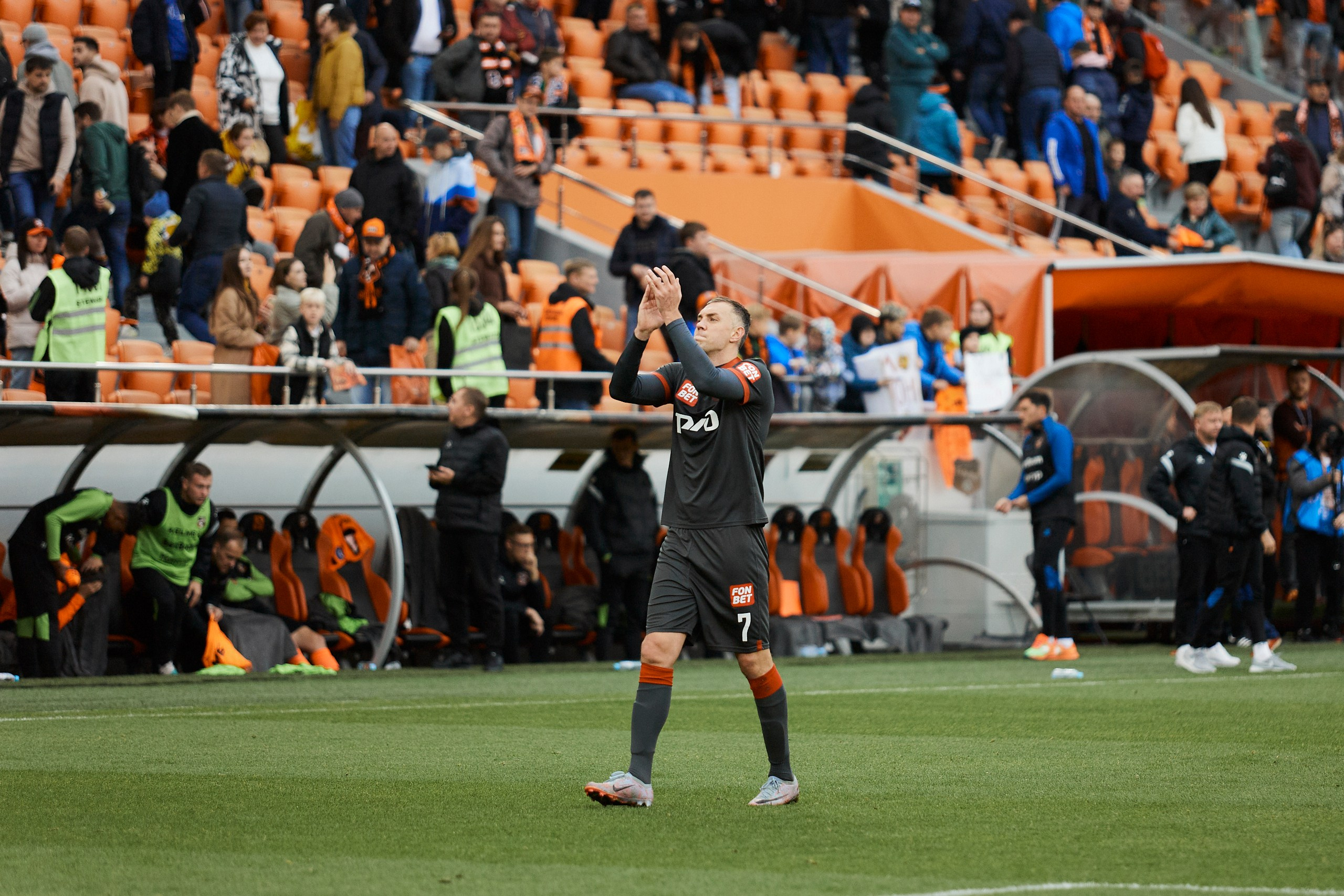 Мир РПЛ Сезон 23-24 «Урал — Локомотив». Валитов Тимур | Репортажный фотограф