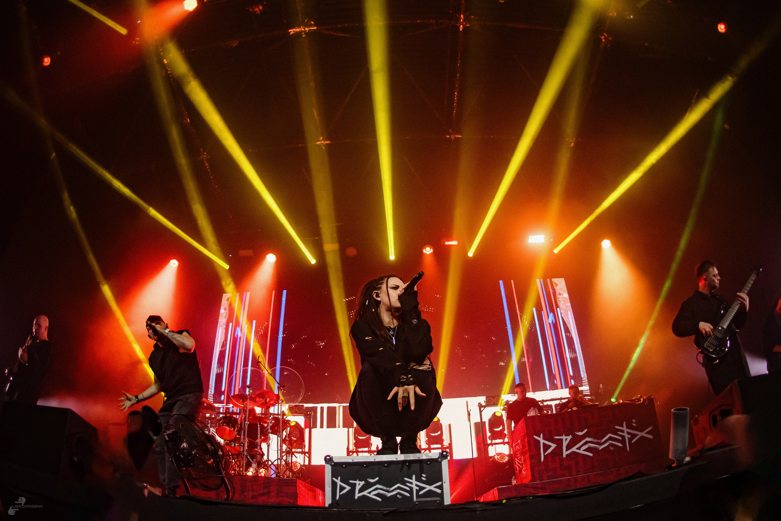 Drummatix. Lisa_krassna