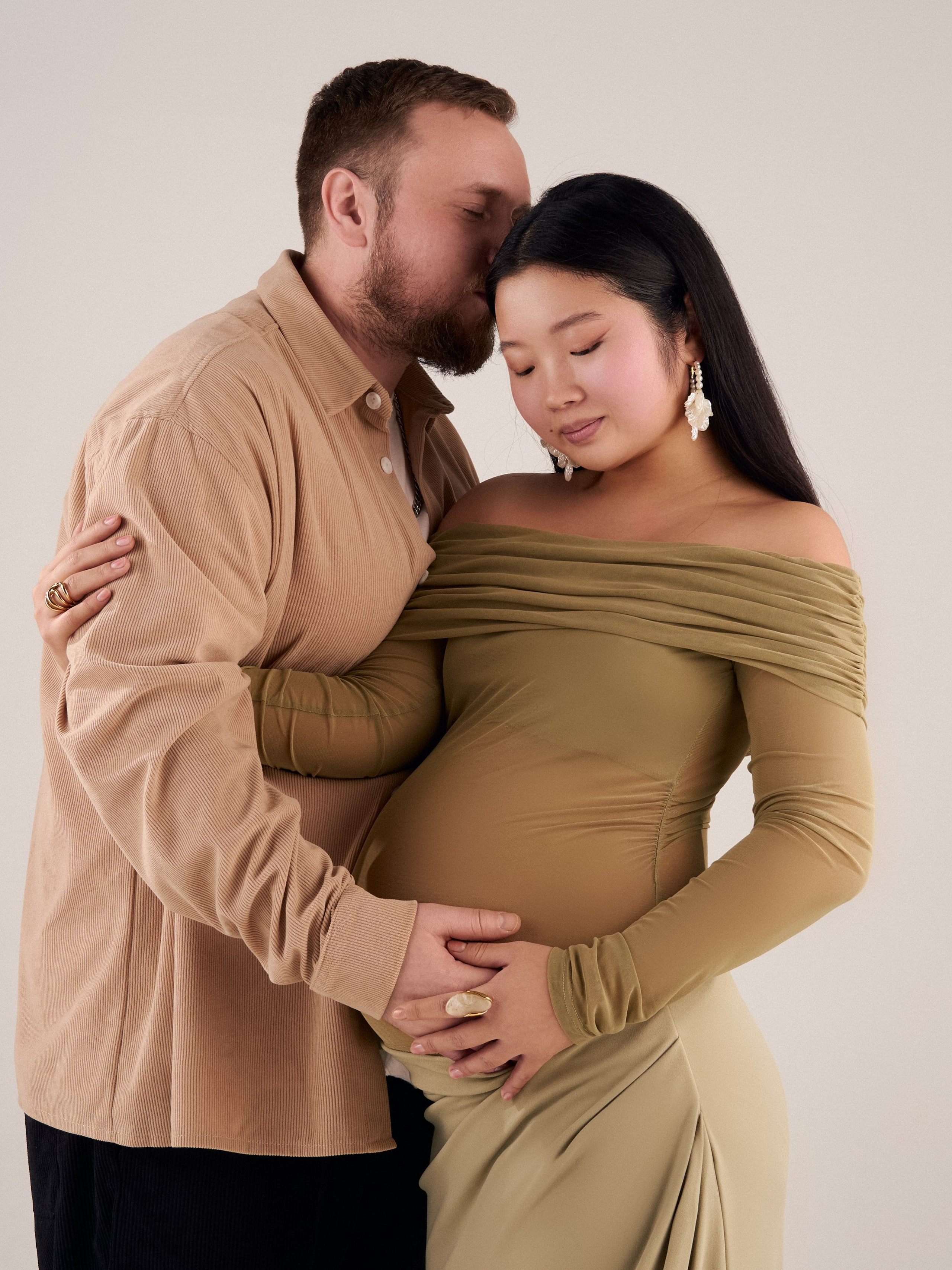 фотосессия беременности с мужем в студии