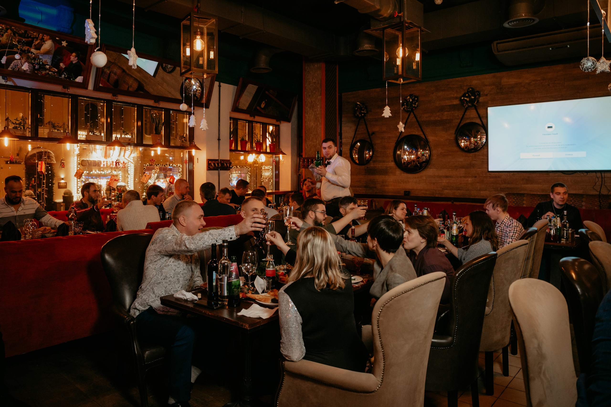 Корпоратив Альфа Гарант в Хинкальной Легенде. Photographer in Moscow & everywhere in the World Alena Vyalova