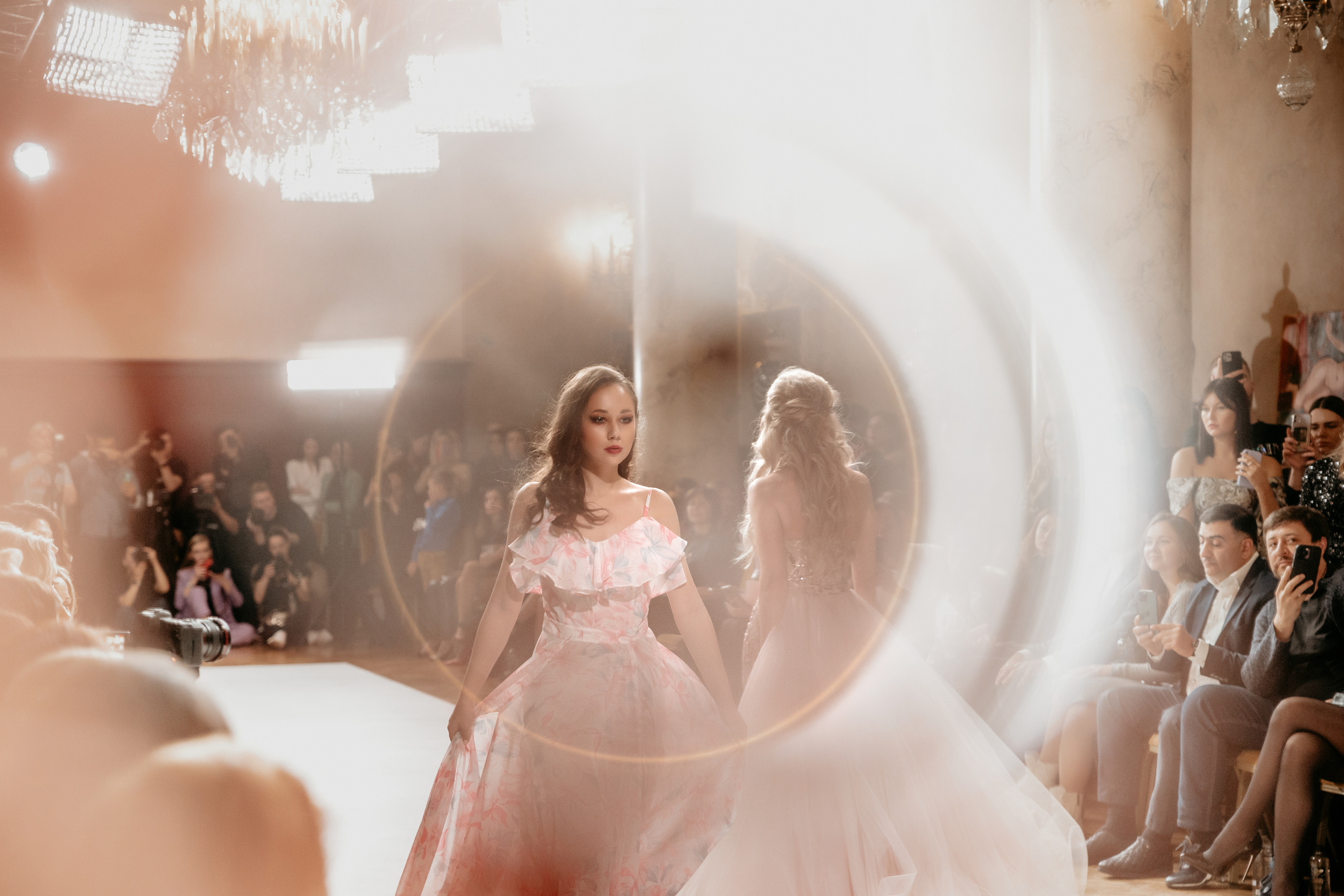 «Designer fashion week 2022». Фотограф в Москве и любой точке земного шара Алёна Вялова (Чулкова)