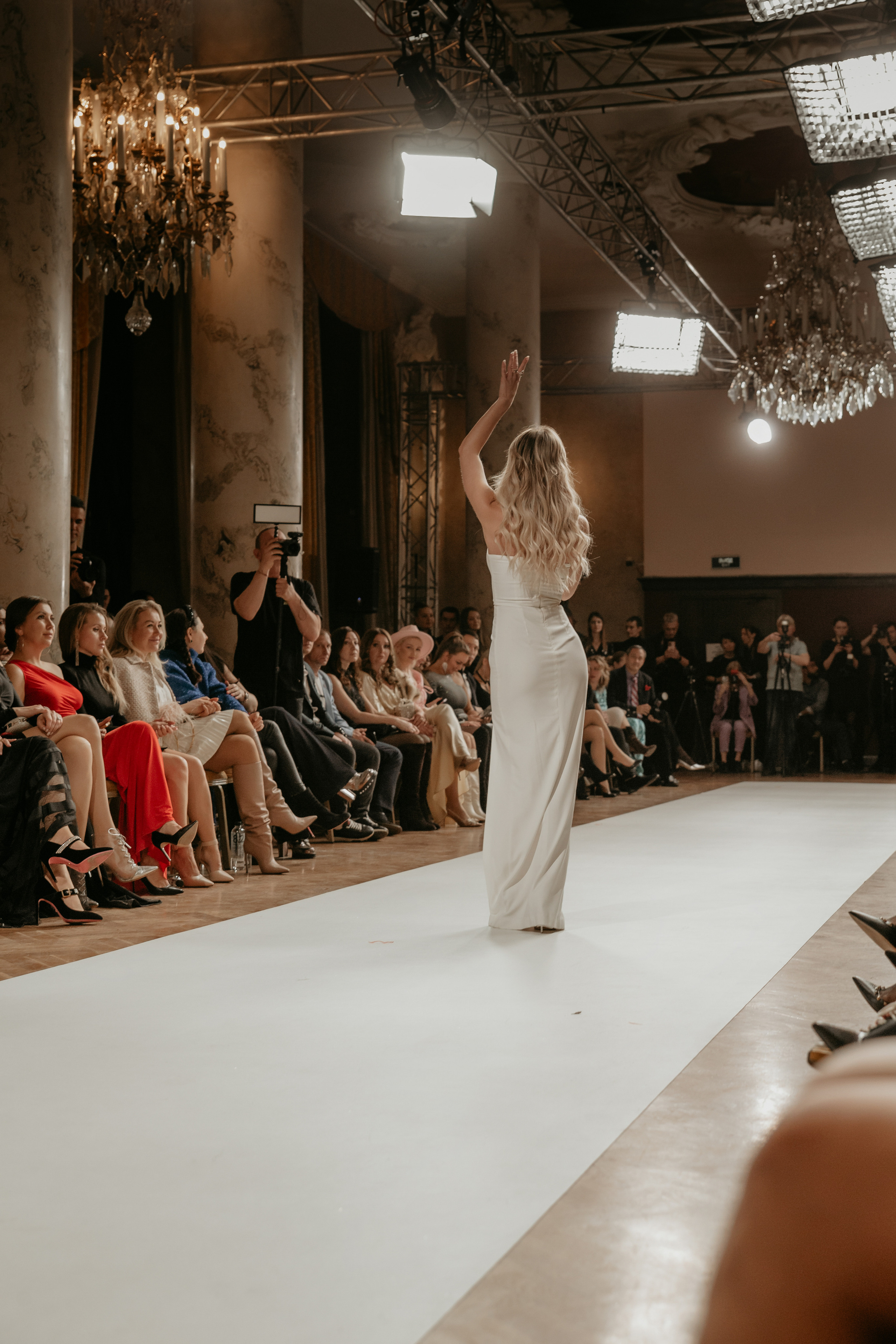 «Designer fashion week 2022». Фотограф в Москве и любой точке земного шара Алёна Вялова (Чулкова)