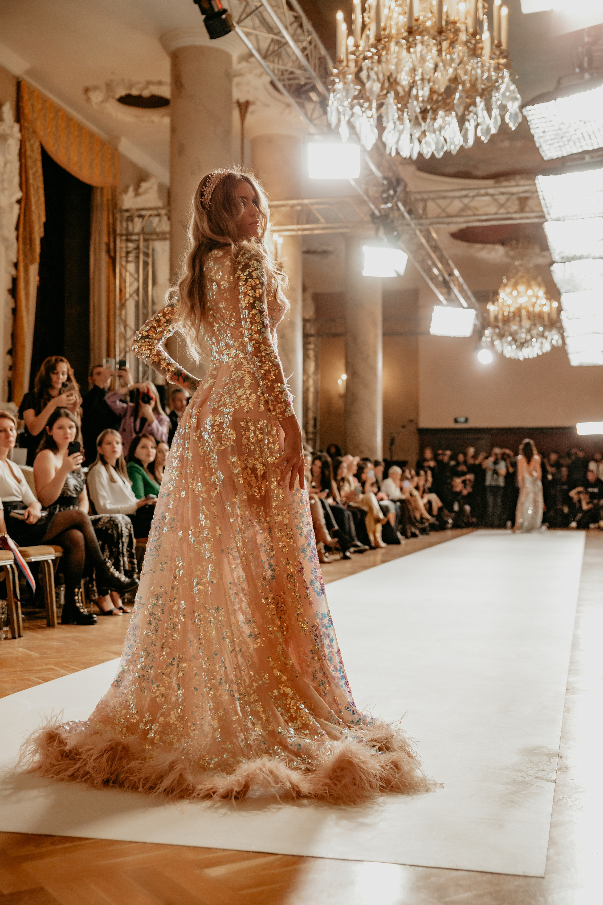 «Designer fashion week 2022». Фотограф в Москве и любой точке земного шара Алёна Вялова (Чулкова)