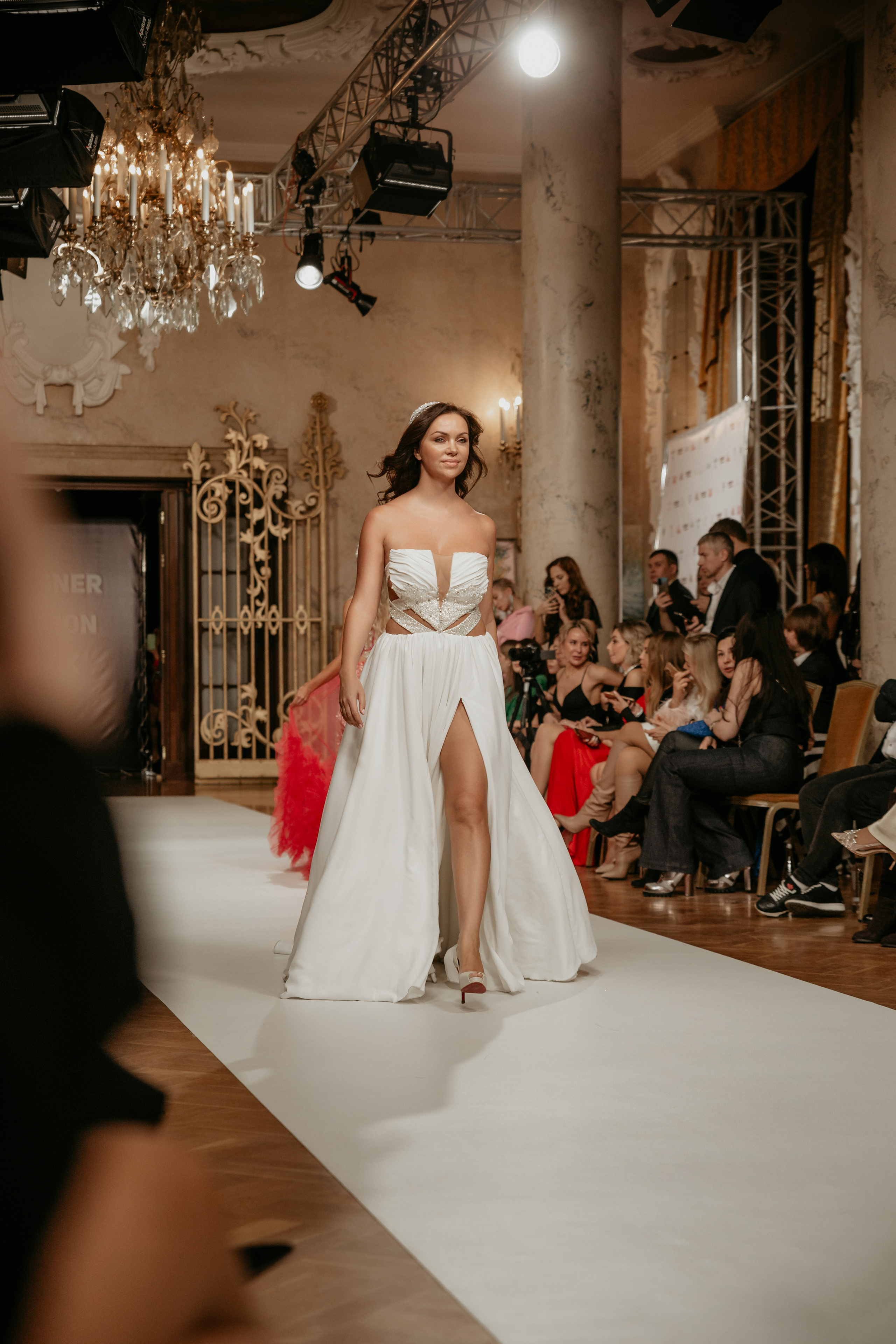 «Designer fashion week 2022». Фотограф в Москве и любой точке земного шара Алёна Вялова (Чулкова)