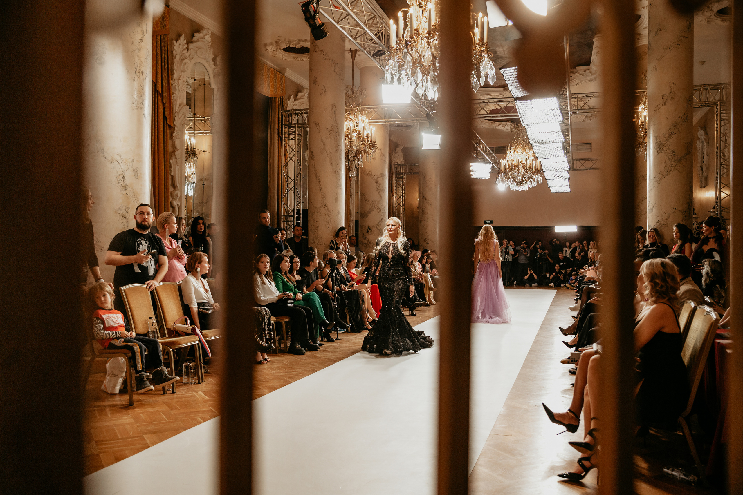 «Designer fashion week 2022». Фотограф в Москве и любой точке земного шара Алёна Вялова (Чулкова)