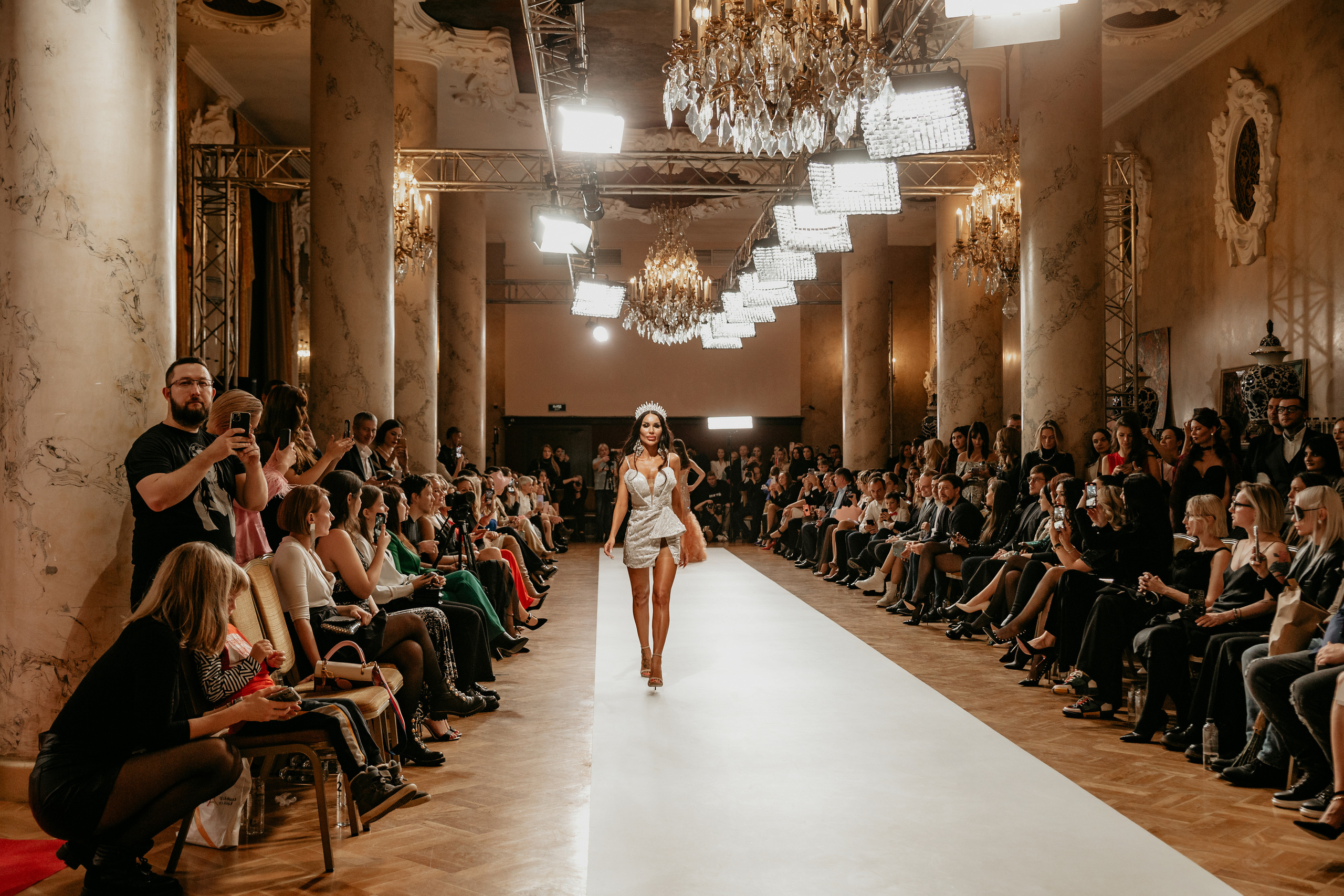 «Designer fashion week 2022». Фотограф в Москве и любой точке земного шара Алёна Вялова (Чулкова)