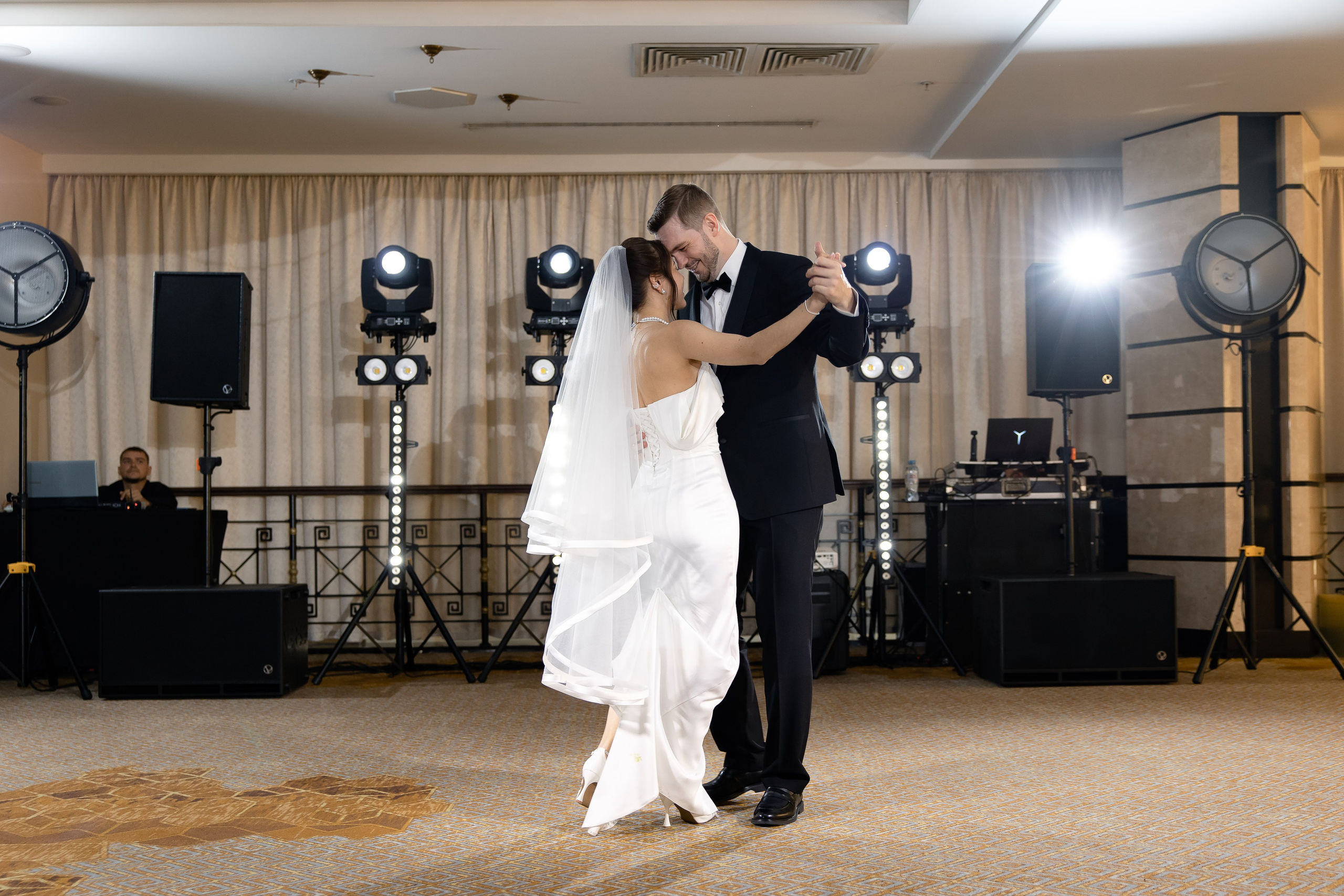 Антон и Вика. Свадебный и семейный фотограф в Новосибирске Наталья Зорина