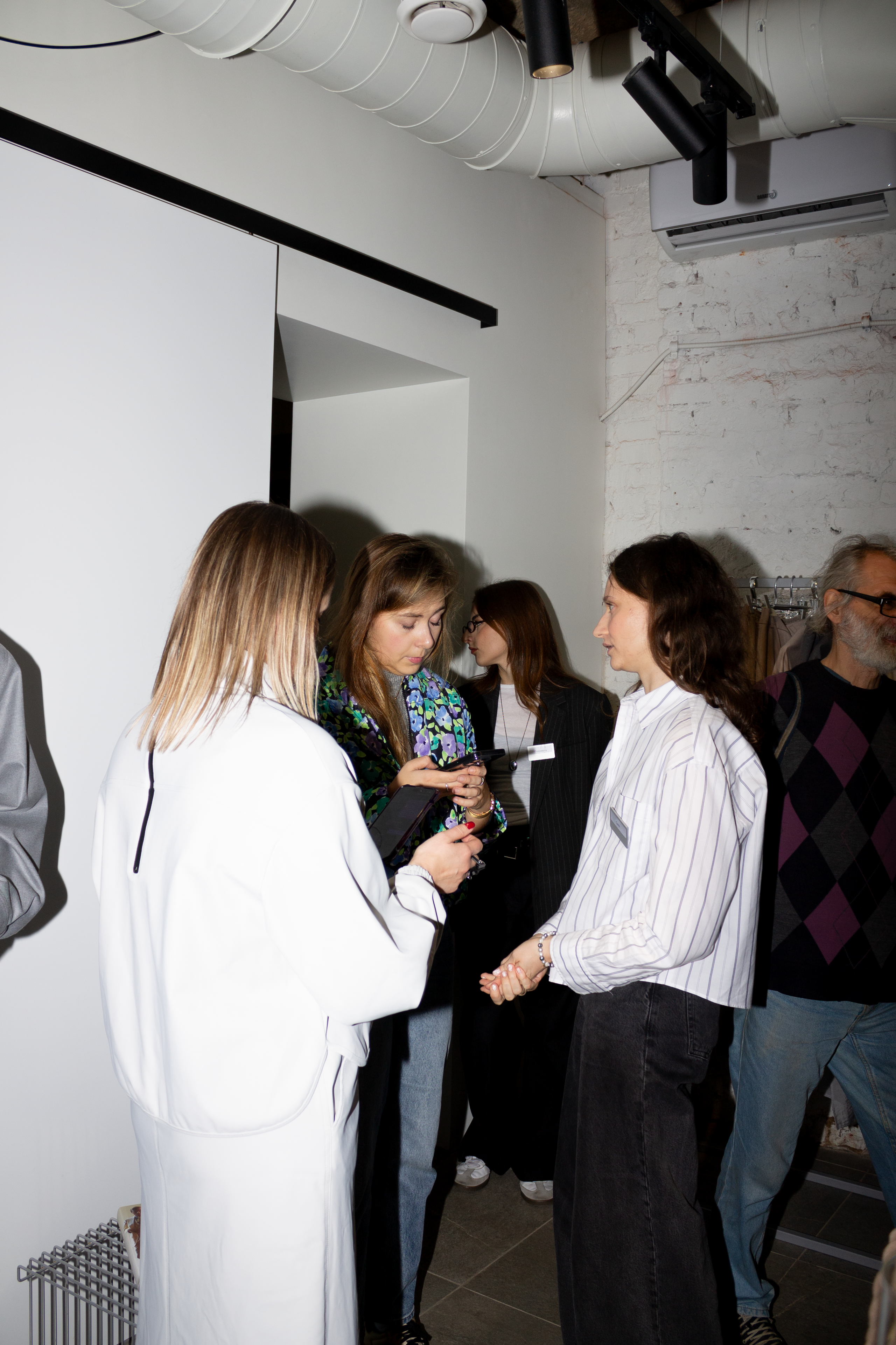 Вернисаж Таро Анонс & Make Me Happy. Крылов Кирилл Фотограф Москва