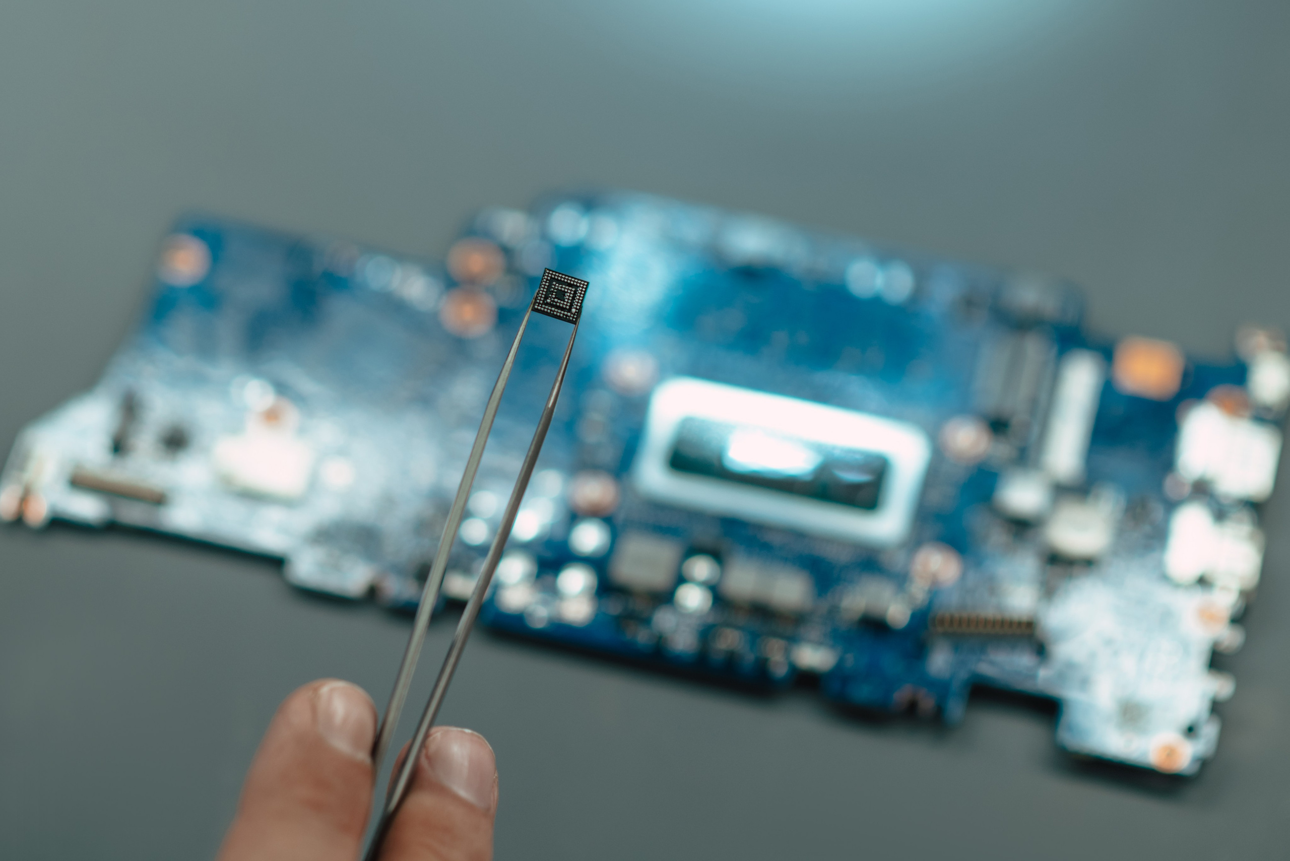 Ремонт техники. Юлия Суббоцкая