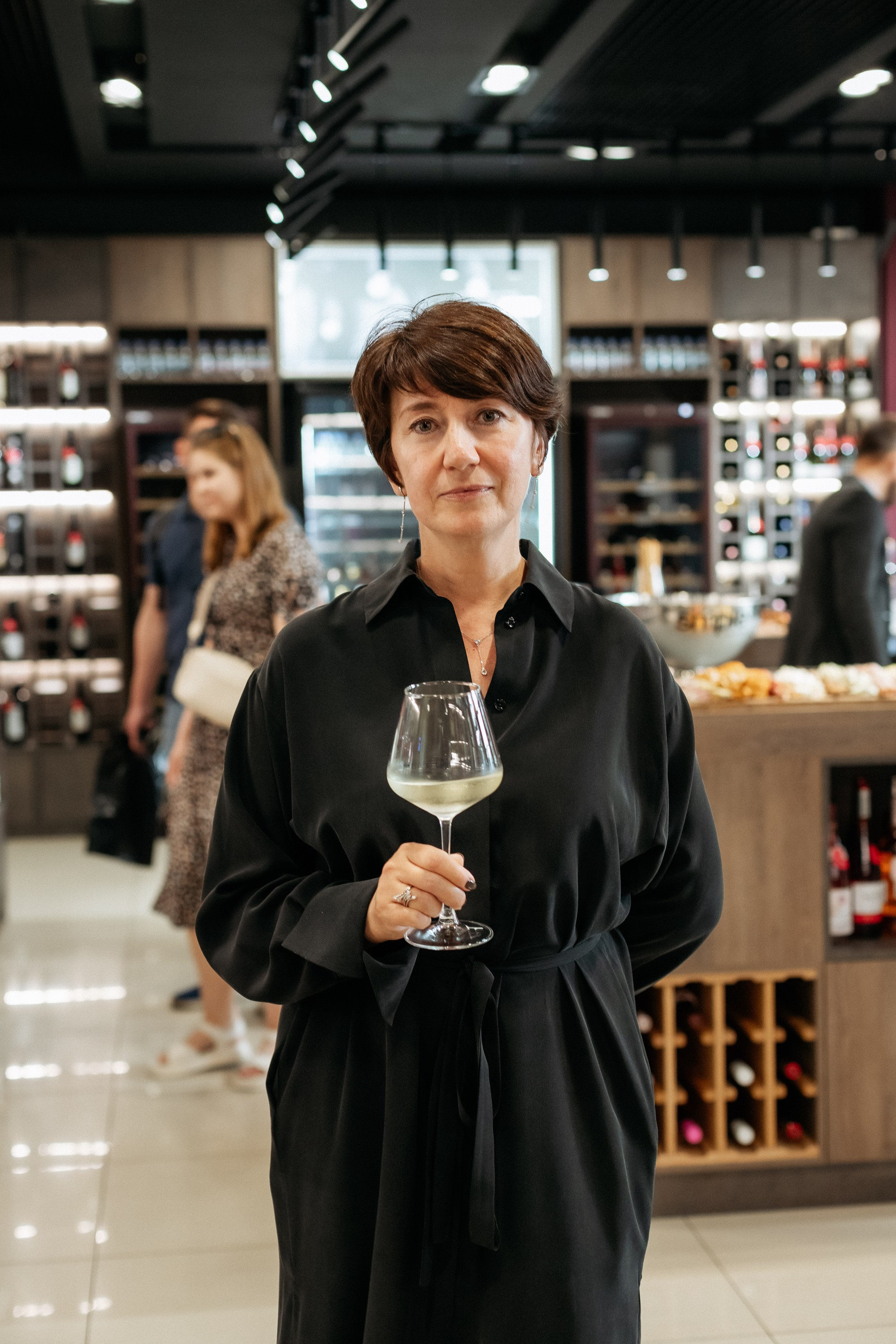 BY SIMPLE ВИНОТЕКА — ОТКРЫТИЕ. СВОИ. ФОТООТЧЕТЫ-СОБЫТИЯ-МЕСТА