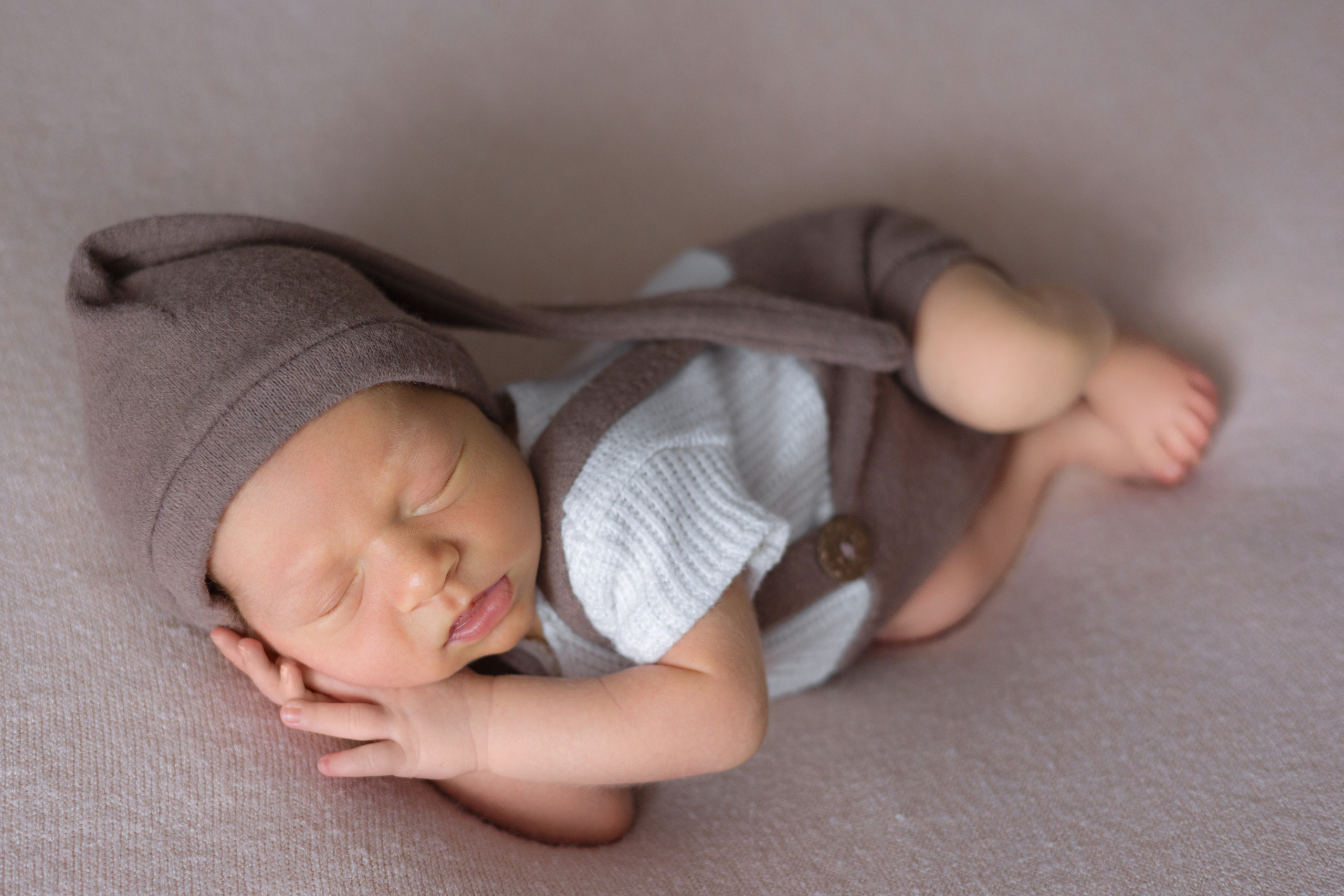 Костюмчики для фотосессии новорождённых мальчиков — съёмочный гардероб | Фотограф Красноярск. Фотограф беременности и новорожденных в Красноярске Вета Ланская