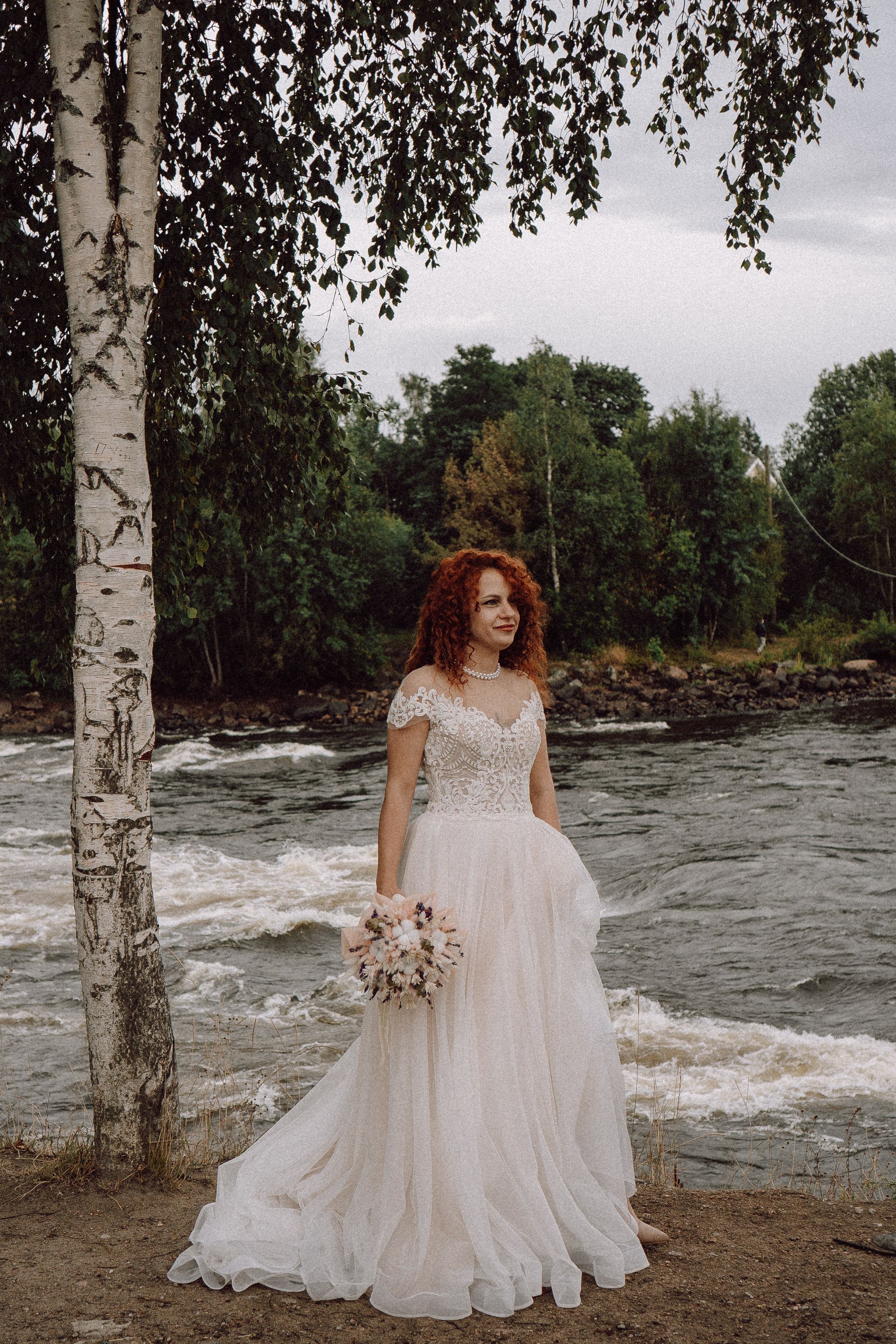 СВАДЕБНАЯ ФОТОСЕССИИЯ ПАРЫ В ГОРОДЕ ПРИОЗЕРСК В СОСНОВОМ ЛЕСУ И С ПИКАПОМ. Профессиональный фотограф, Санкт-Петербург — Виктория Богомолова