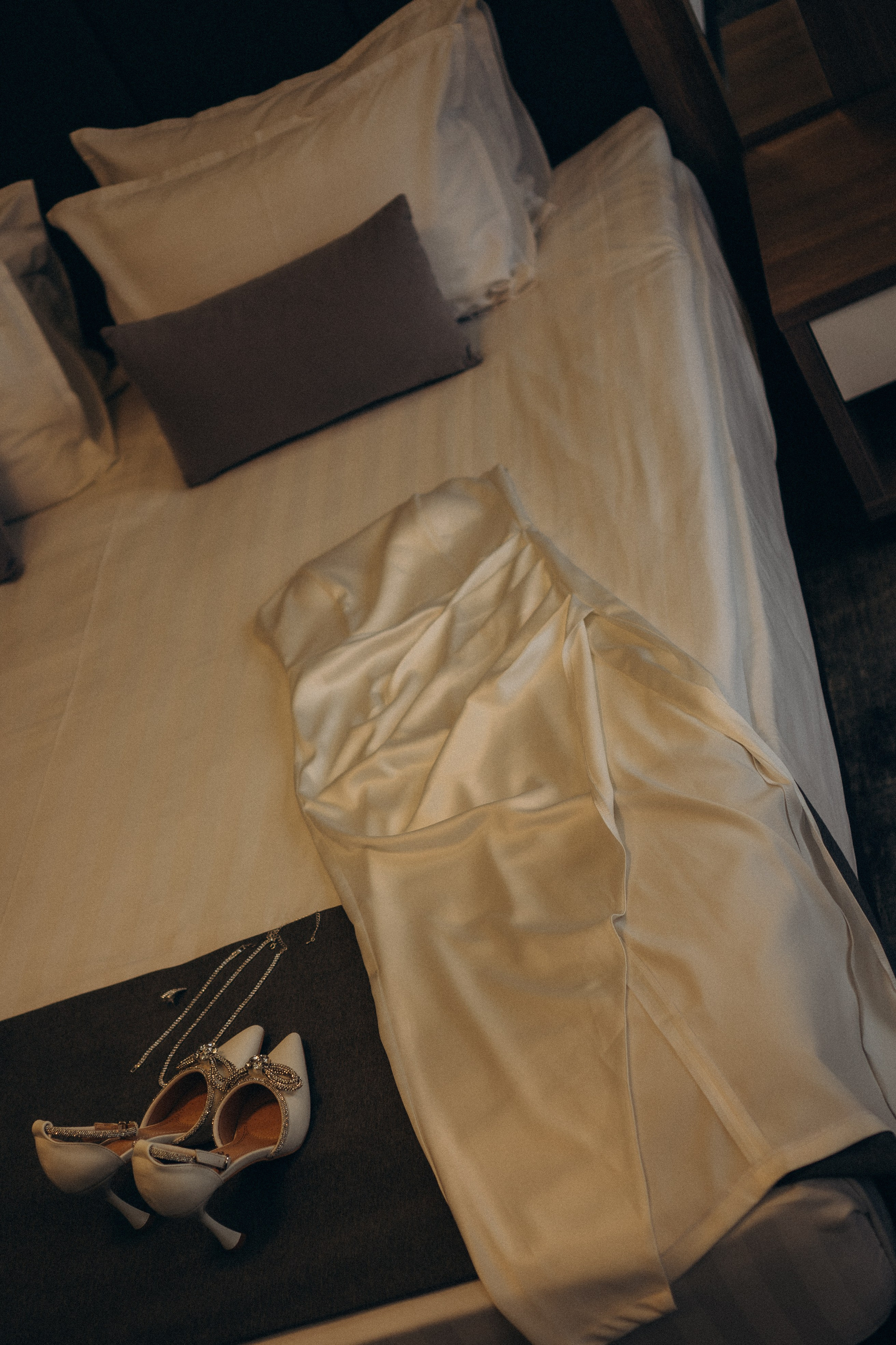 СВАДЕБНАЯ СЬЕМКА СБОРОВ ЖЕНИХА И НЕВЕСТЫ В ОТЕЛЕ И ТАКЖЕ ФОТОСЕССИИЯ В ОТЕЛЕЕ МЕГАПОЛИС БРЯНСК. Профессиональный фотограф, Санкт-Петербург — Виктория Богомолова