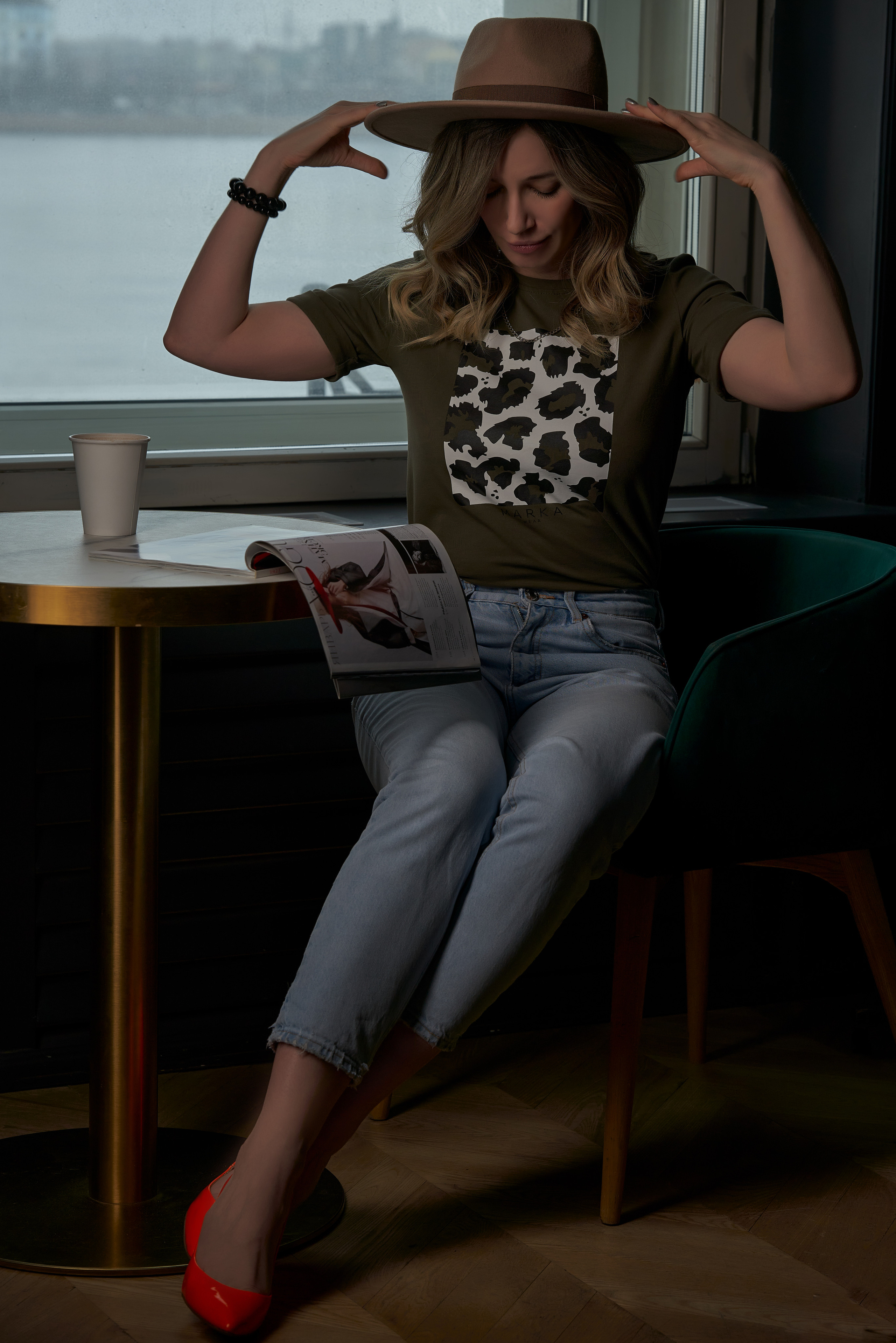 Студийная фотосессия. Портретный фотограф в Санкт-Петербурге | Пётр Дёмушкин