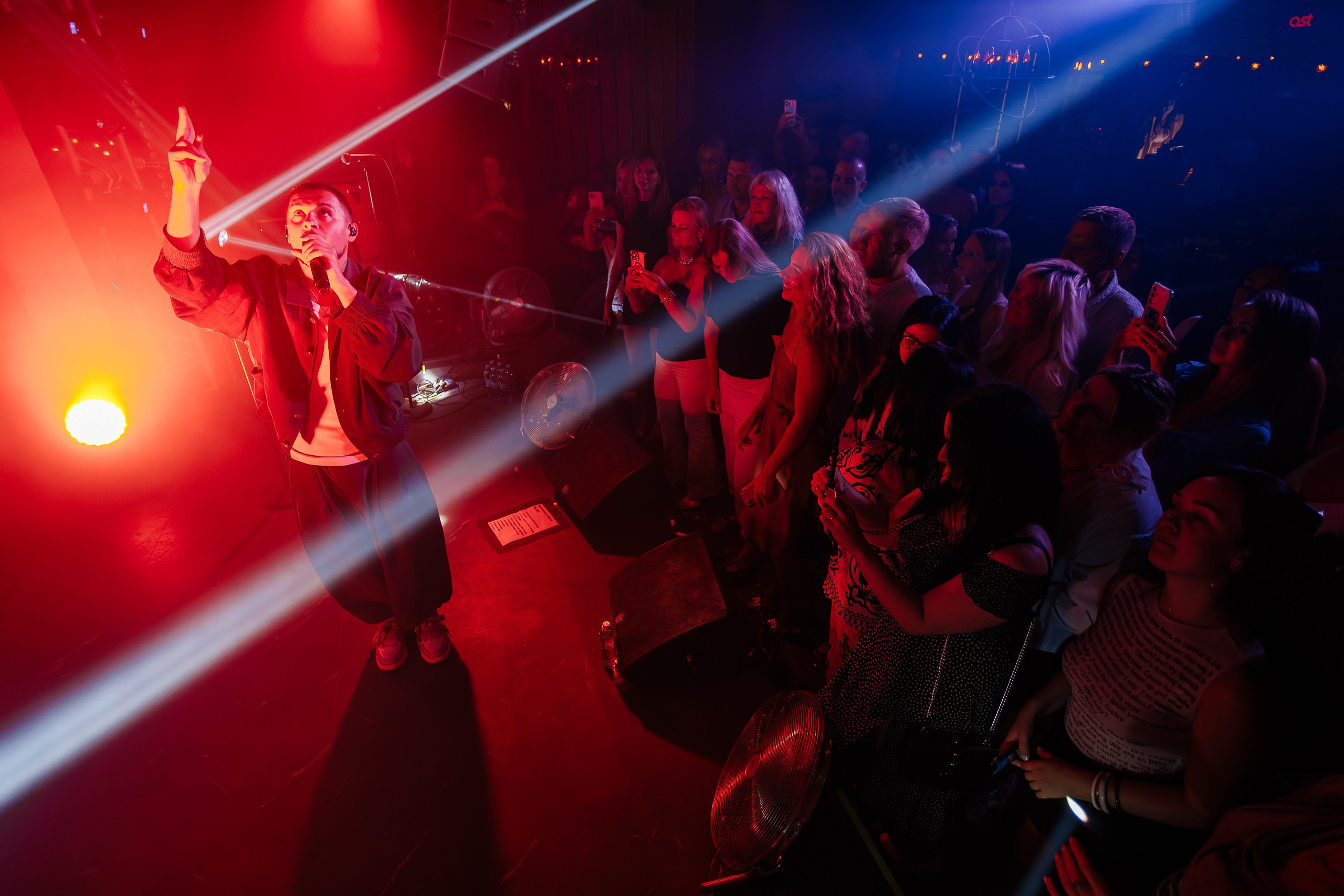 «LYRIQ"_Чайка на пляже_Ялта_15.08.2025 г. Аминов Руслан | Фотограф