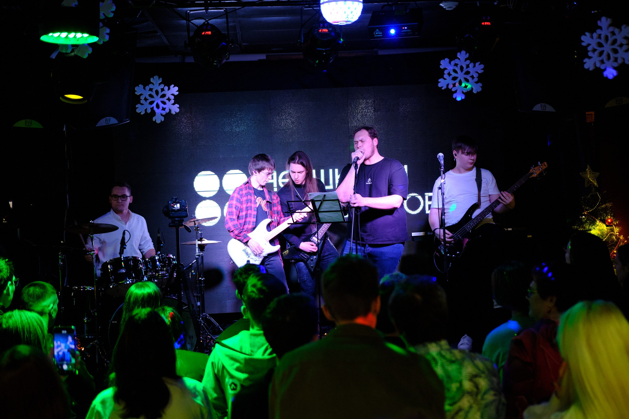 CocoBongo. Антон Ив