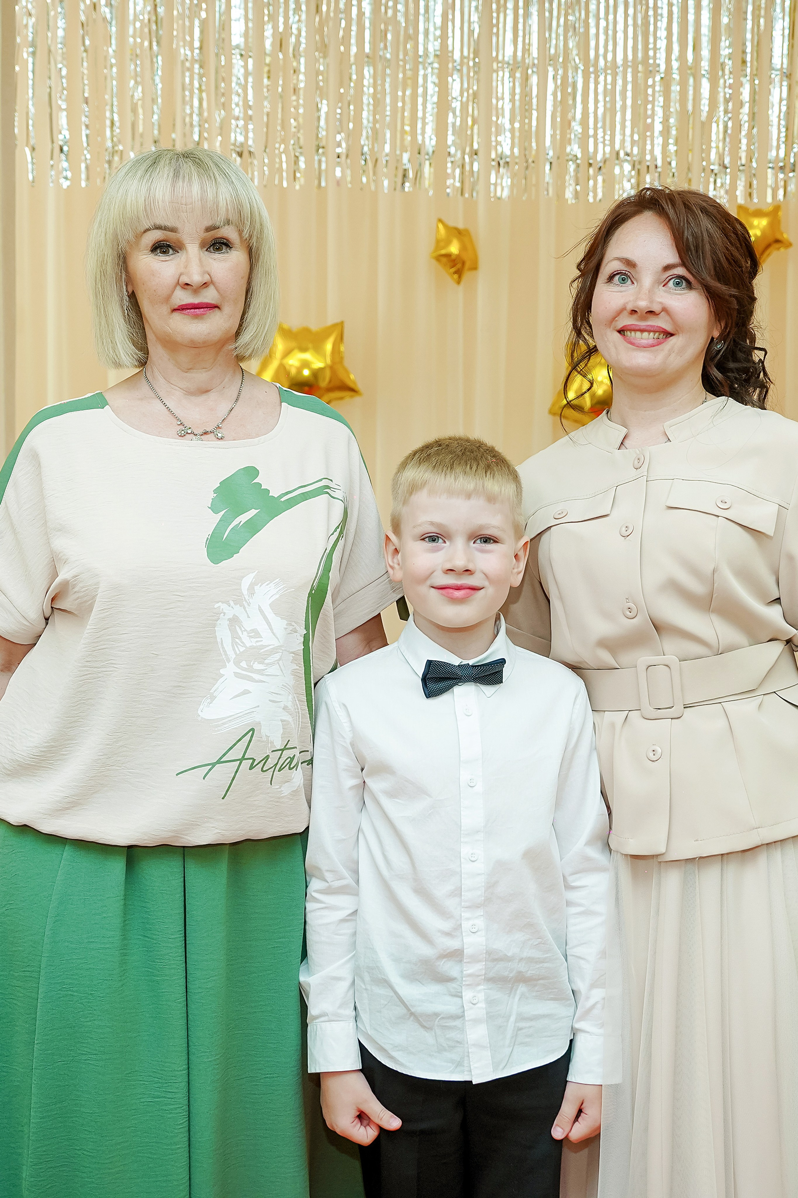 Фотосъемка видеосъёмка фотограф видеооператор новогодних утренников  в. Фотограф, видеооператор Нина Коршунова