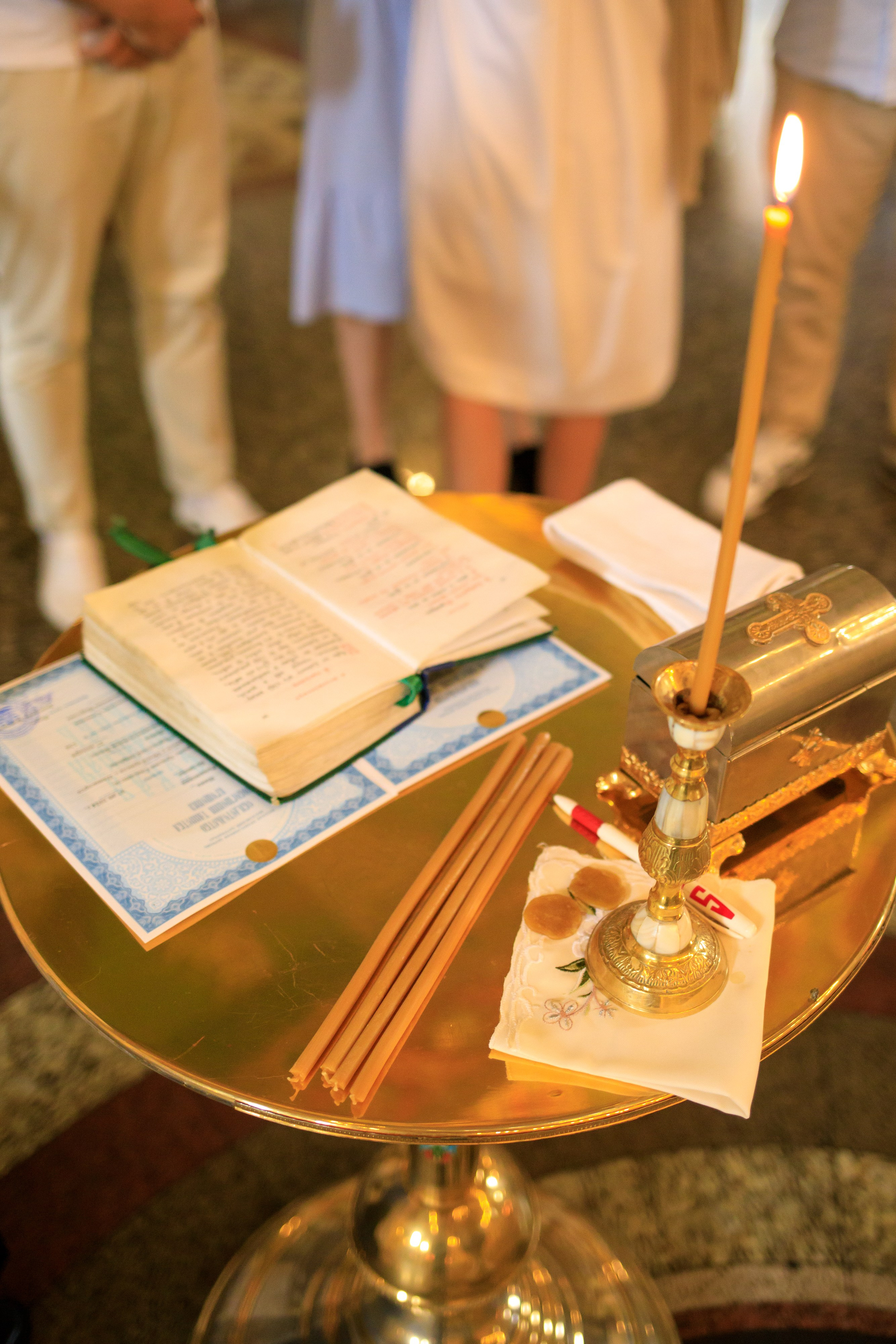 Фотосъёмка таинства крещения и крестин в городах Я фотограф снимающий венчания в городах Минеральные Воды, Пятигорск, Кисловодск, Ессентуки,. Репортажный и свадебный фотограф Пятигорск и КМВ