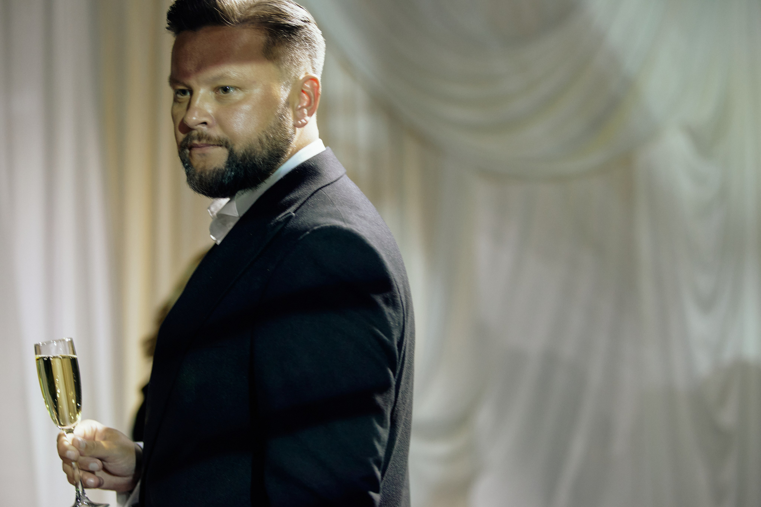 A MIRROR IS ONLY A HEART. Дмитрий Мазуркевич: Профессиональный Репортажный Фотограф