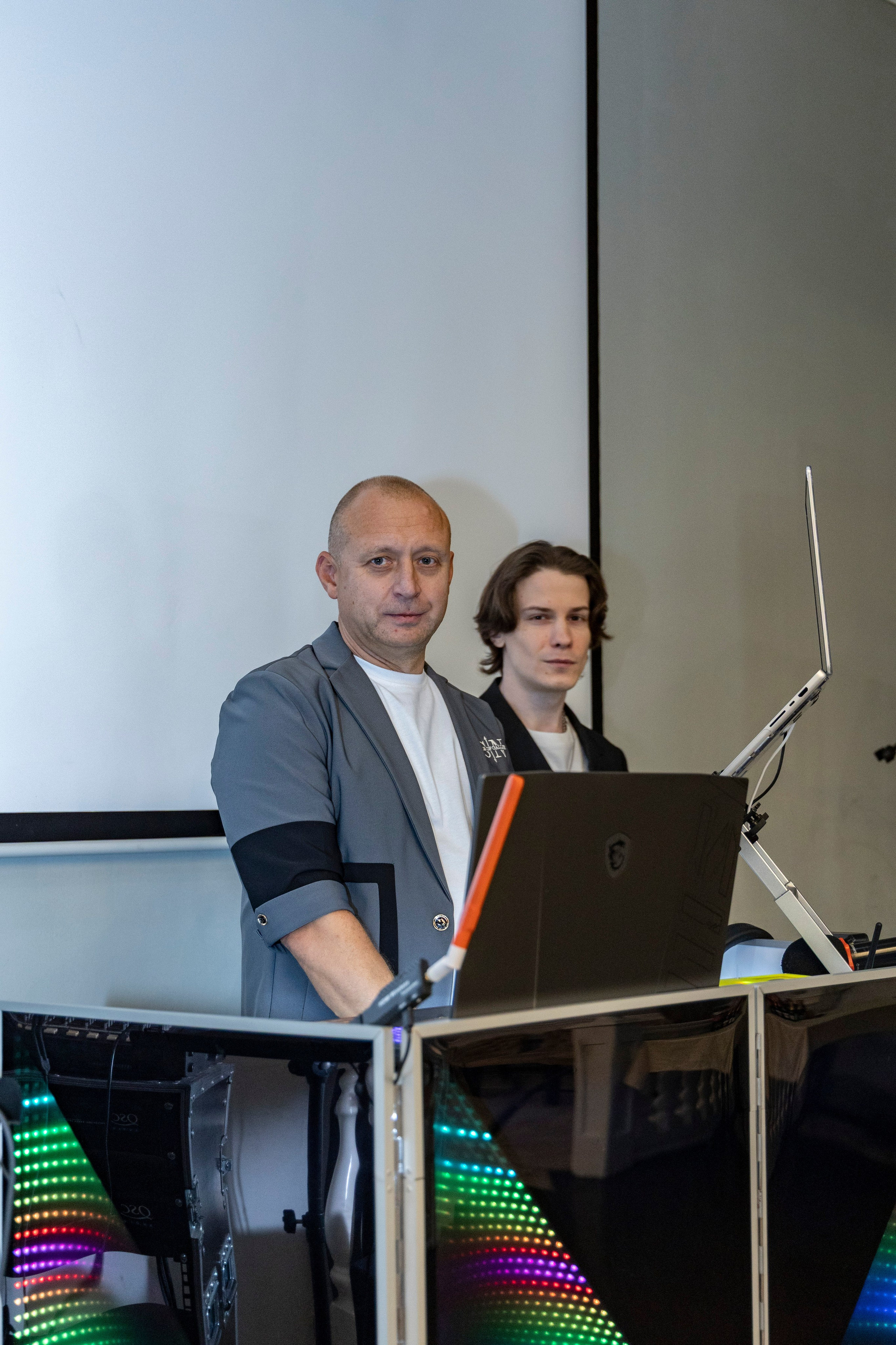 Свадебная фотосессия свадебный фотограф Татьяна Марсуверских свадебная фотопрогулка Москва Жуковский. Фотограф для маркетплейсов, фотоуслуги в Жуковском Татьяна Марсуверских