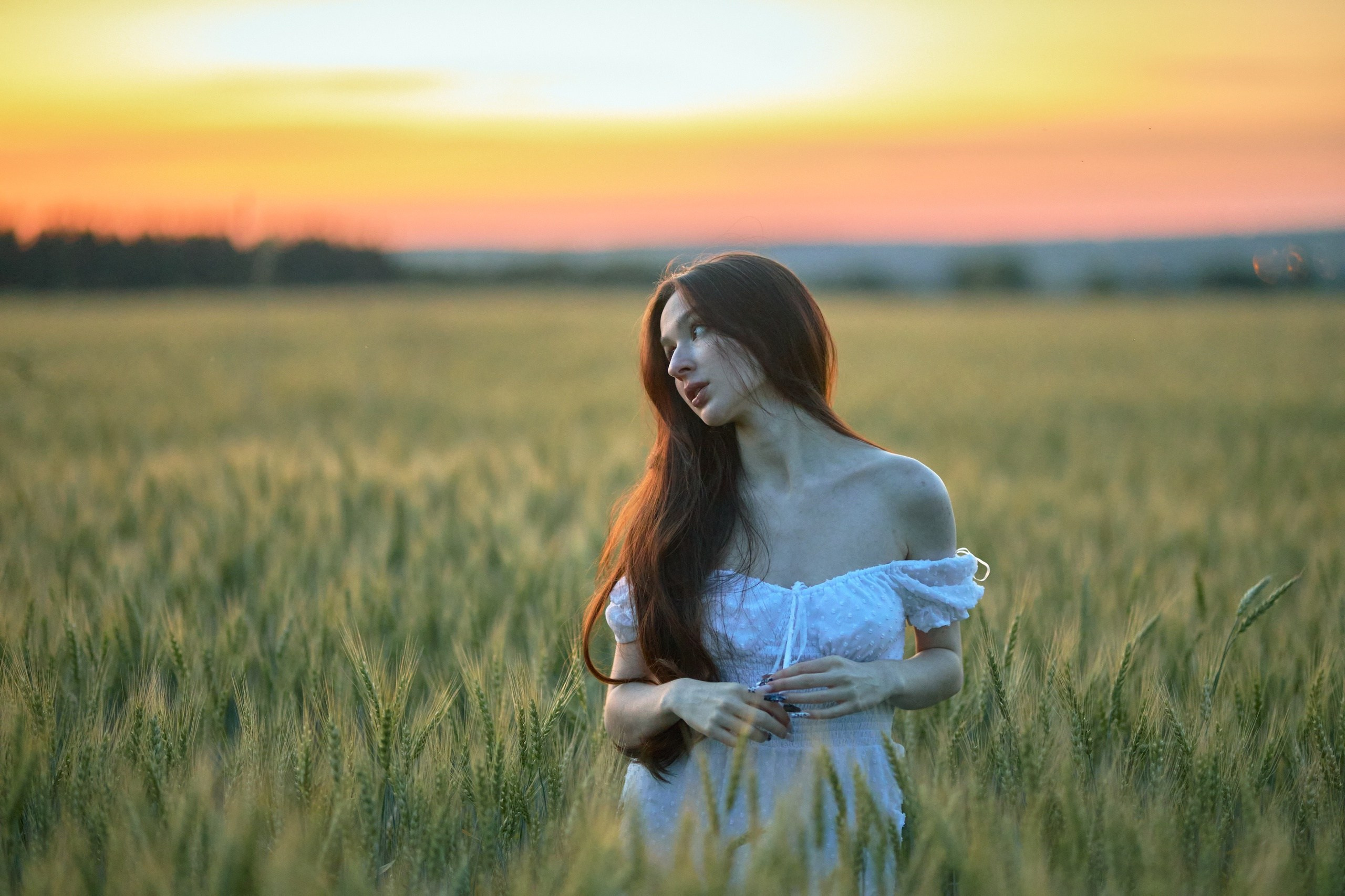 Фотосессия в пшеничном поле и с сеном. Чувашия, Чебоксары. Владимир Суздалов (ProMaXe) — Портретный фотограф, тематические фотосессии в Чебоксарах