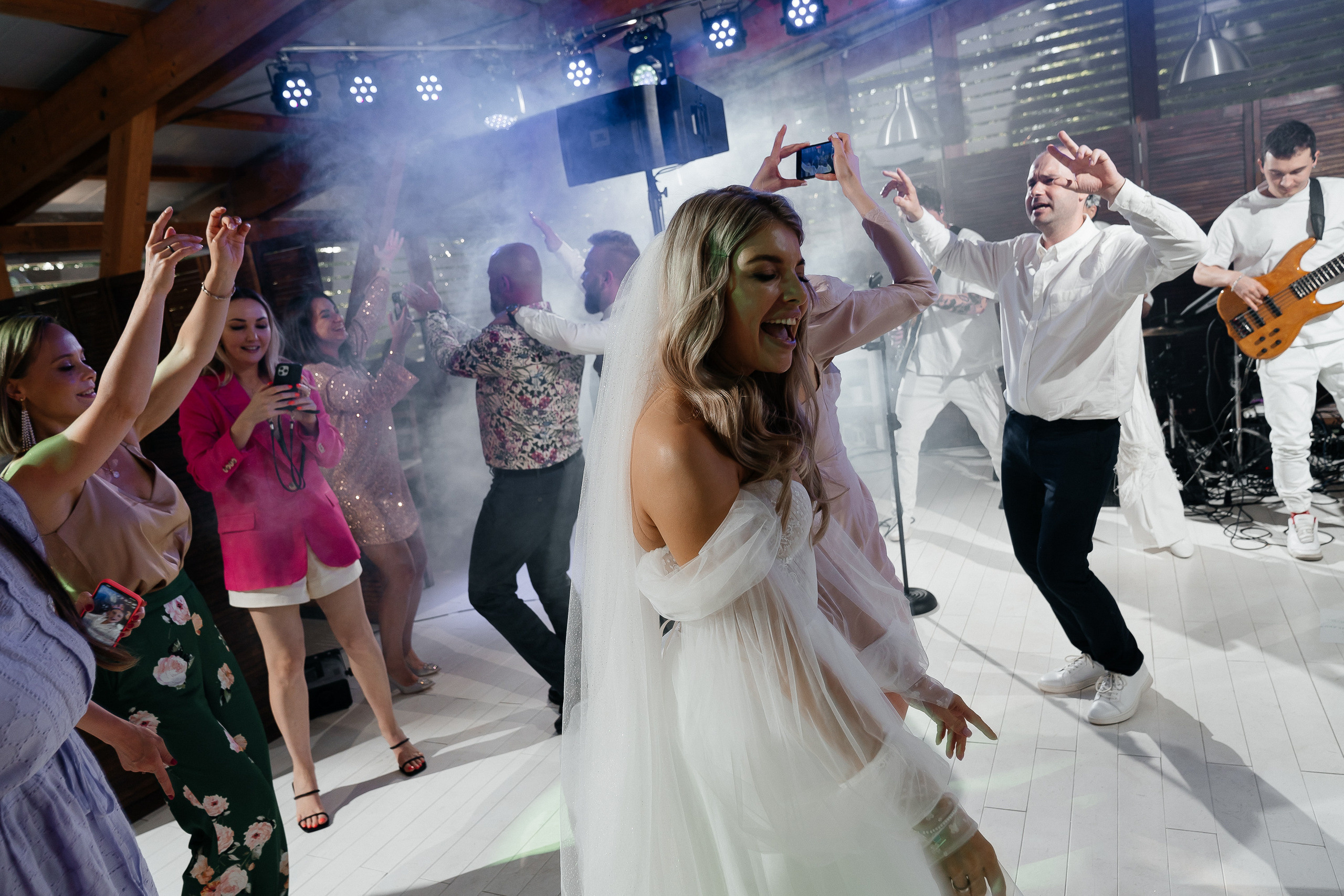 Гриша и Ирина. Павел Мерк. Стильная свадебная фотография