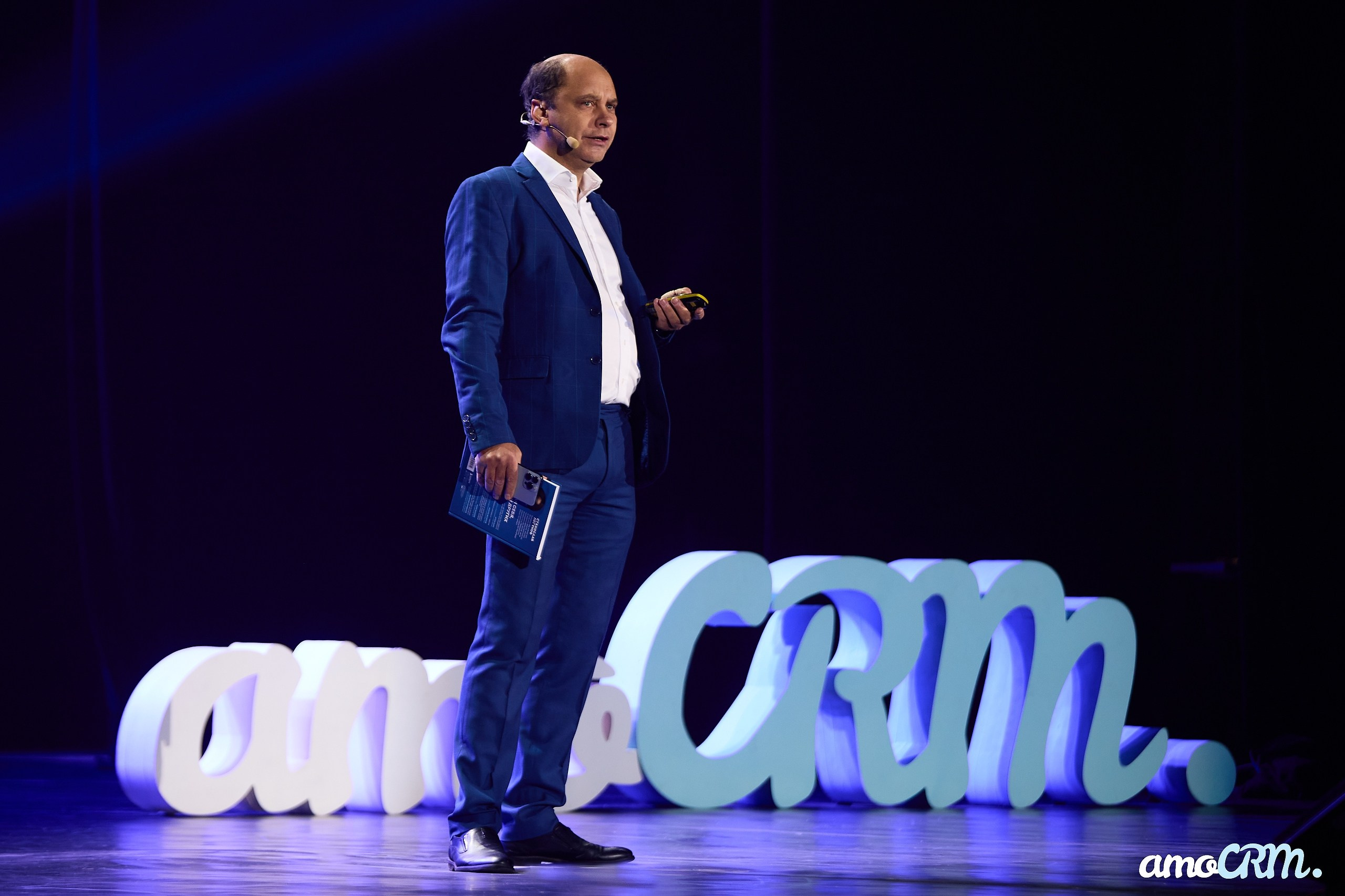 CRM Days от AmoCRM. Фотограф Валерий Сабрам