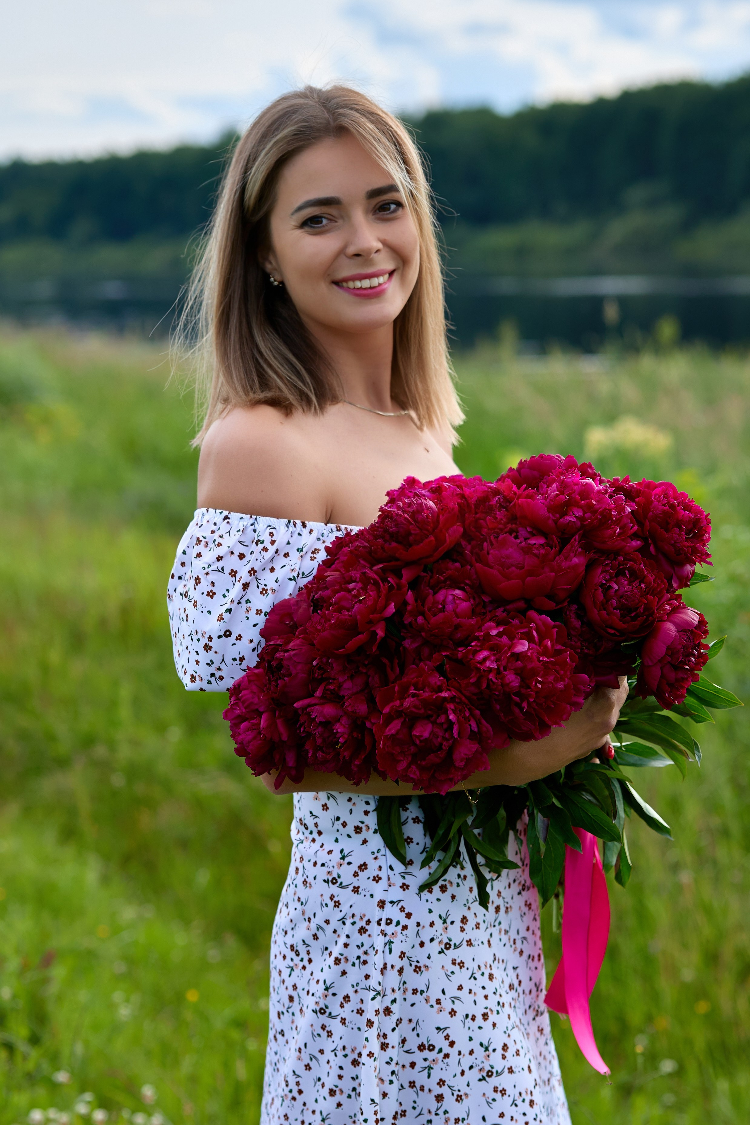 Летняя фотопрогулка. Мария, Татьяна, Евгения, Кристина и Александра. Фотограф Люся Воробьева