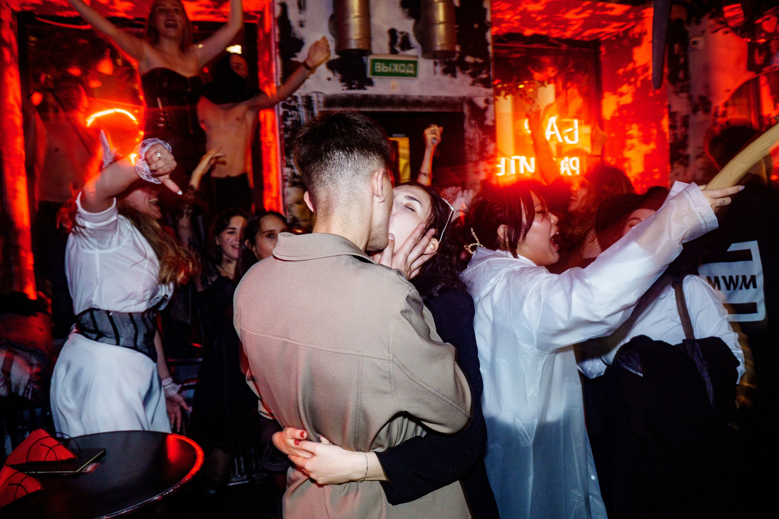 Halloween party. Бар разбитых сердец. Концертный и репортажный фотограф в Санкт-Петербурге Слава Пахомов